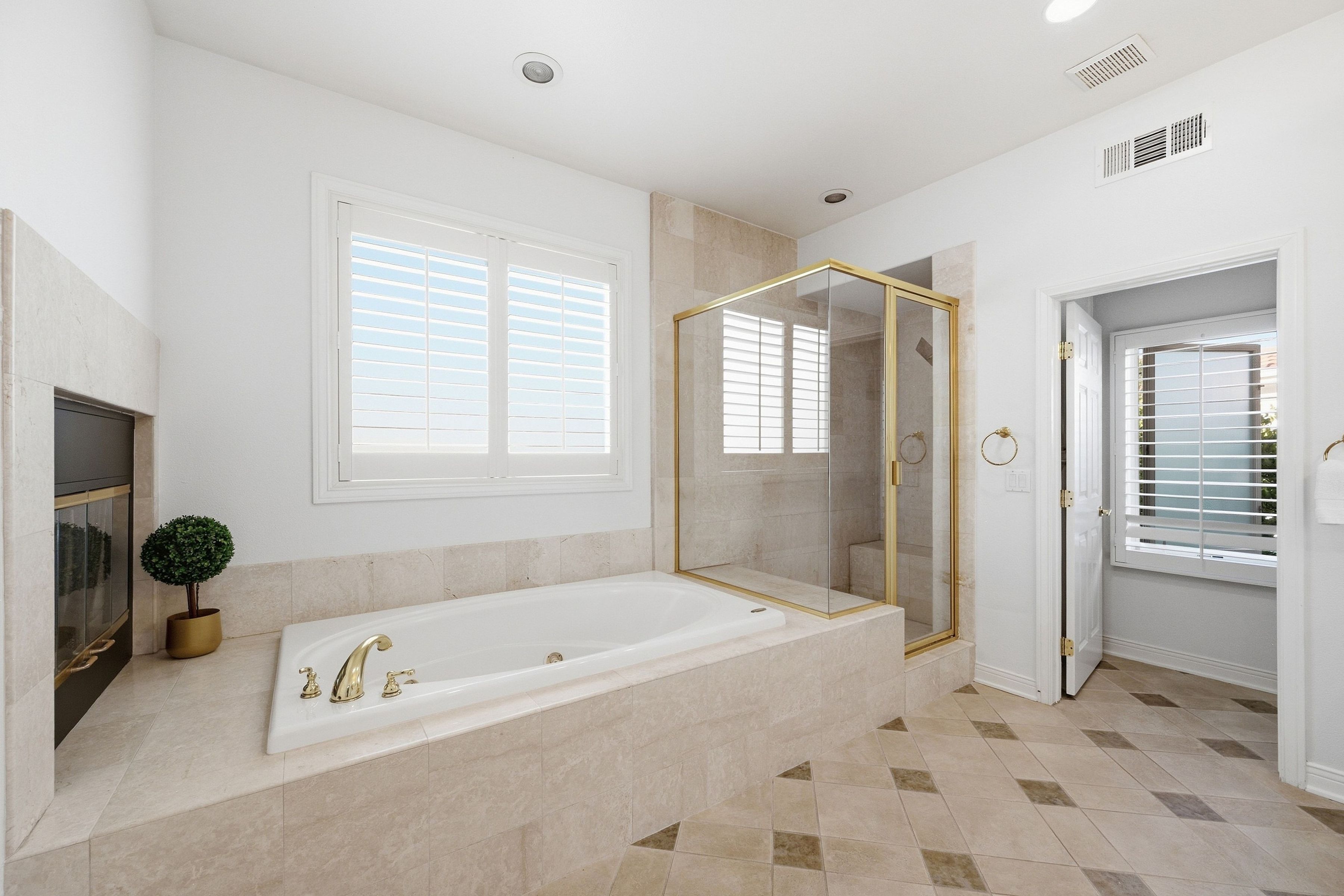  219 Baybrook Court, Lake Sherwood - 物件實景