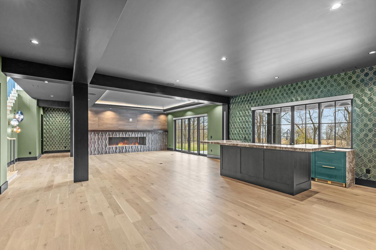 Orono, Minnesota, 55391, United States, 6 Bedrooms Bedrooms, ,3 BathroomsBathrooms,Residential,For Sale,2000639