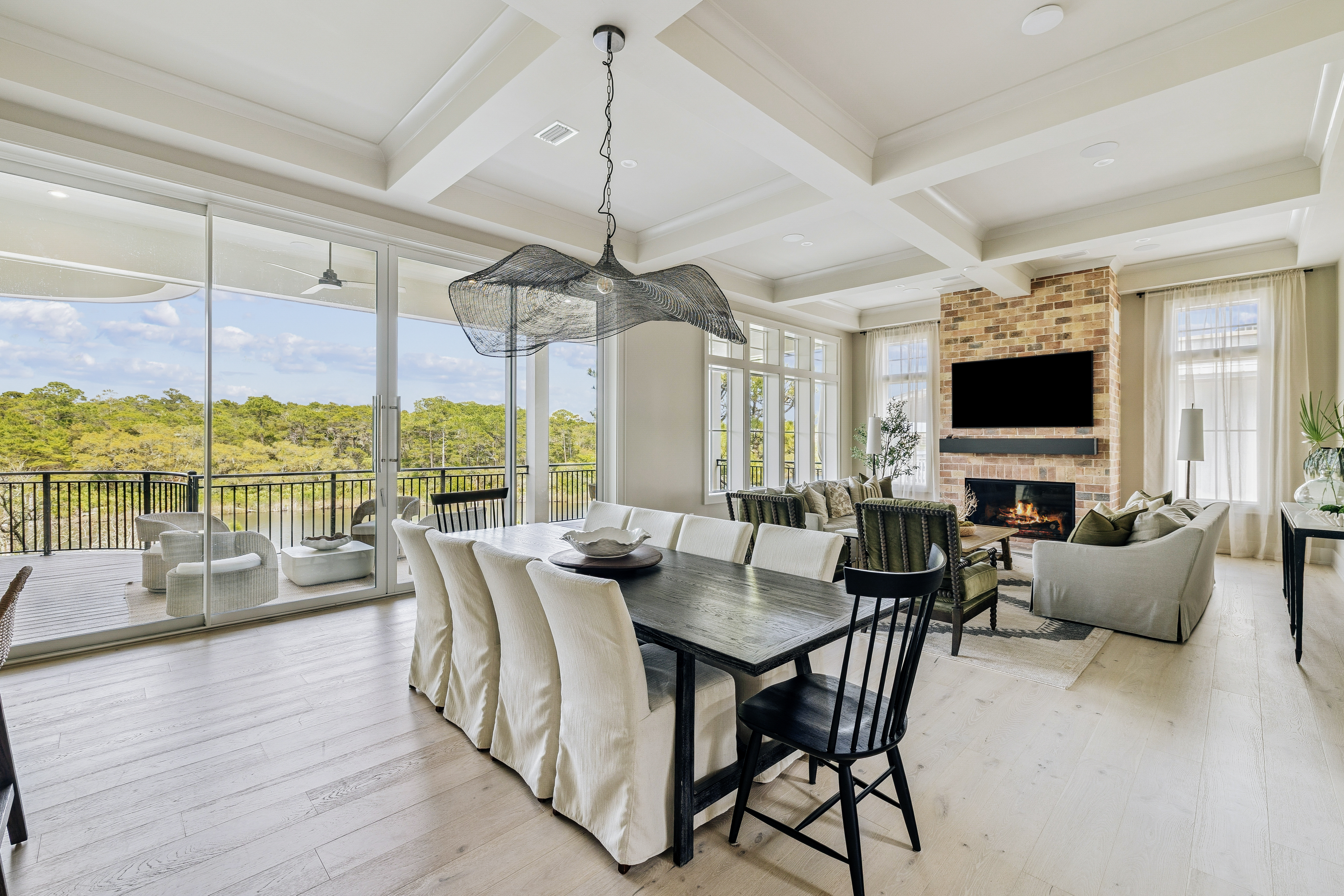 Waterfront Estate With New Dock On Big Redfish Lake - 物件實景