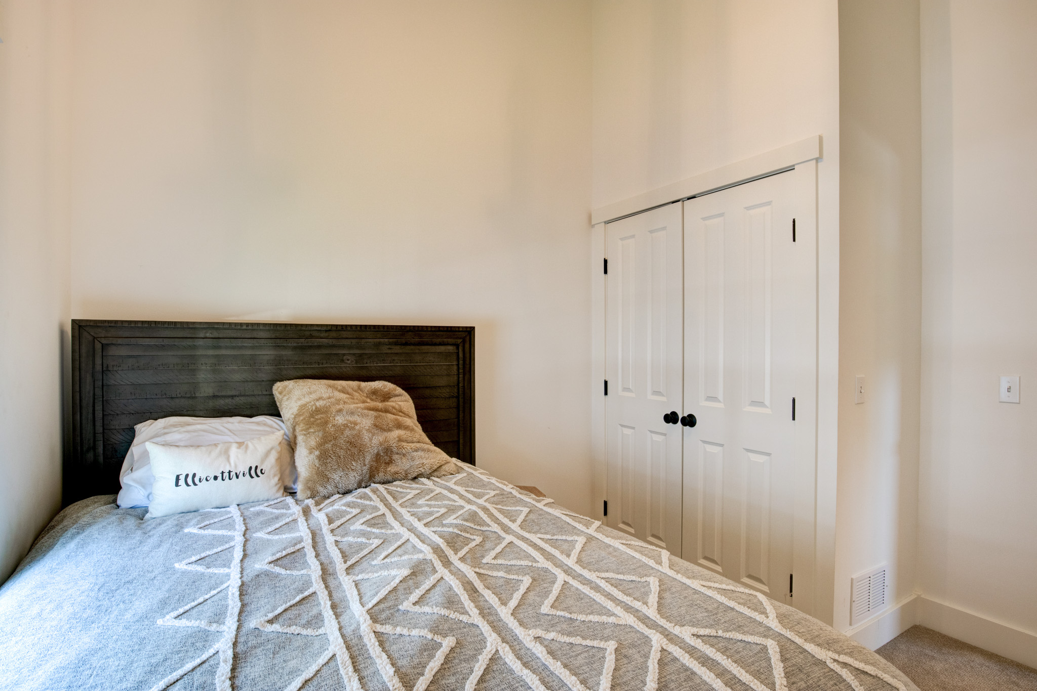 Ellicottville, New York, 14731, United States, 3 Bedrooms Bedrooms, ,3 BathroomsBathrooms,Residential,For Sale,1982914