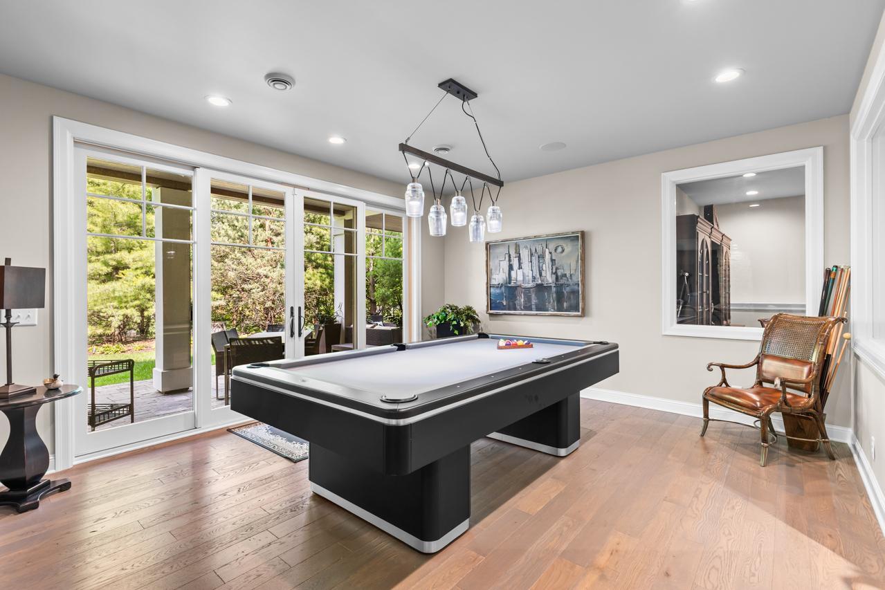 Wayzata, Minnesota, 55391, United States, 4 Bedrooms Bedrooms, ,1 BathroomBathrooms,Residential,For Sale,1885458