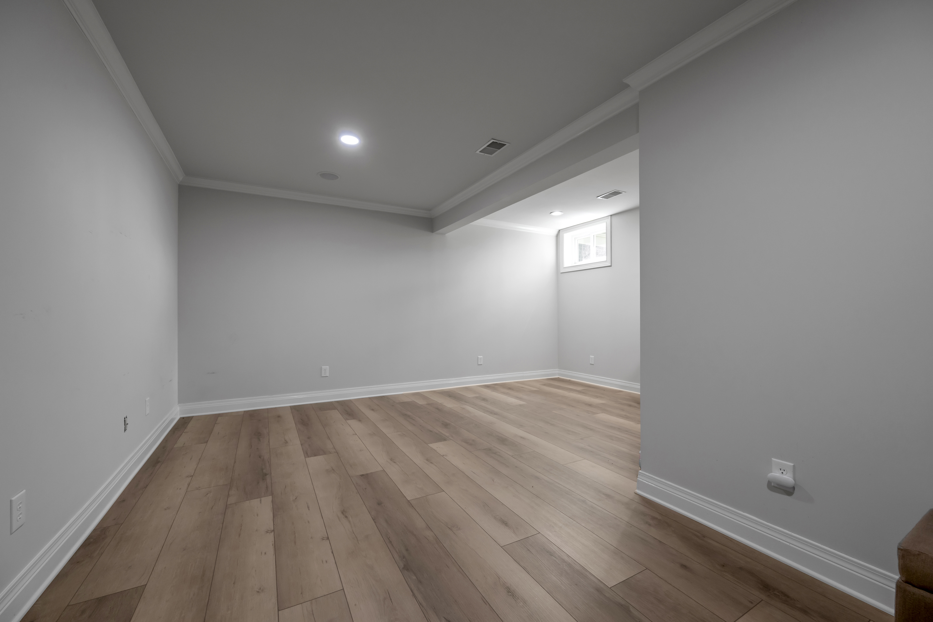  3128 Weymouth Court - 物件實景