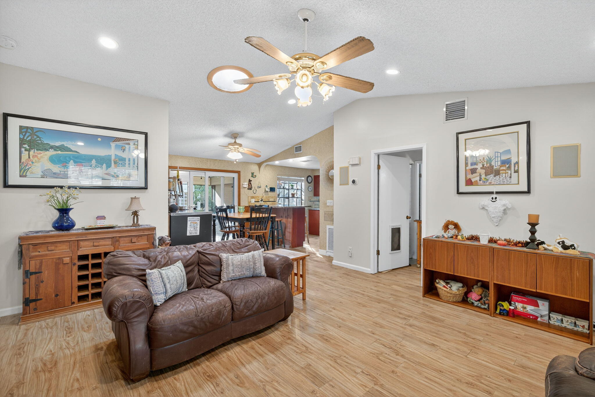 Jupiter, Florida, 33458, United States, 2 Bedrooms Bedrooms, ,2 BathroomsBathrooms,Residential,For Sale,1984787