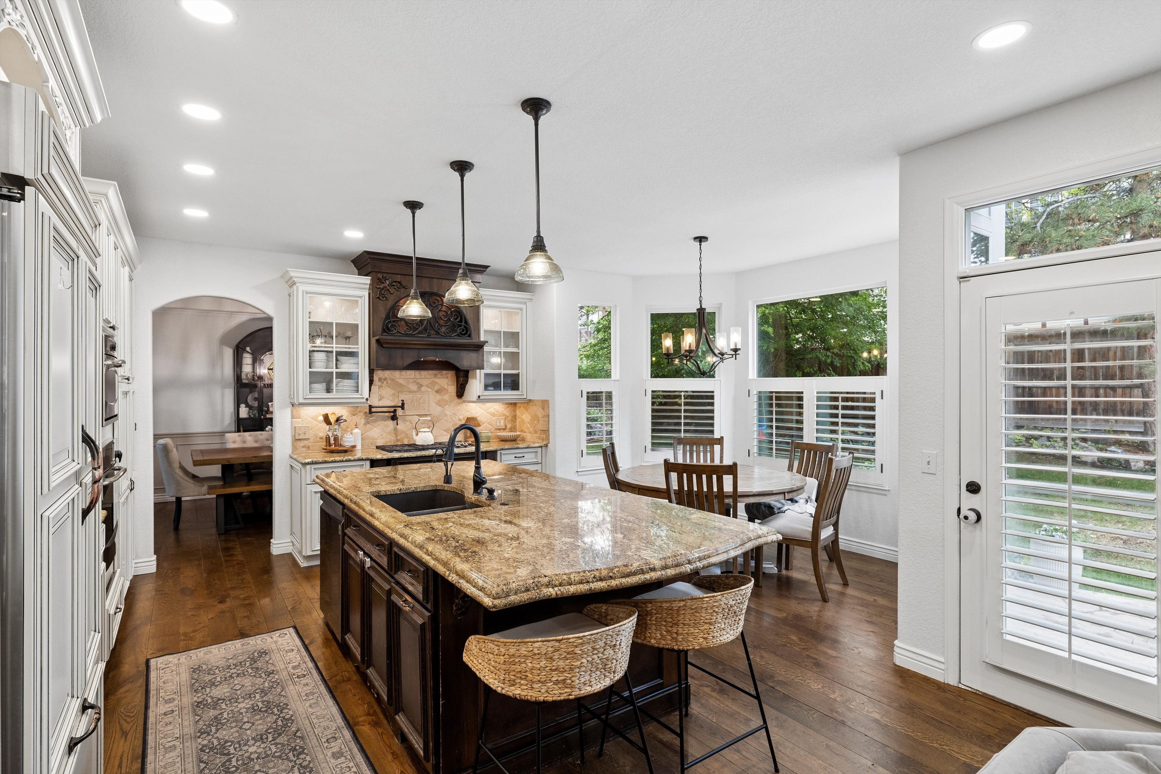  Cherry Creek Schools Home: Wolf Kitchen, Spa Suite & Backyard Golf Simulator - 物件實景