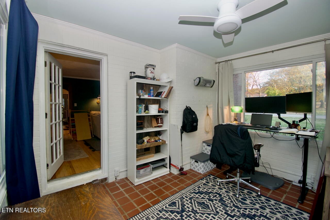 Maryville, Tennessee, 37803, United States, 4 Bedrooms Bedrooms, ,3 BathroomsBathrooms,Residential,For Sale,1989272