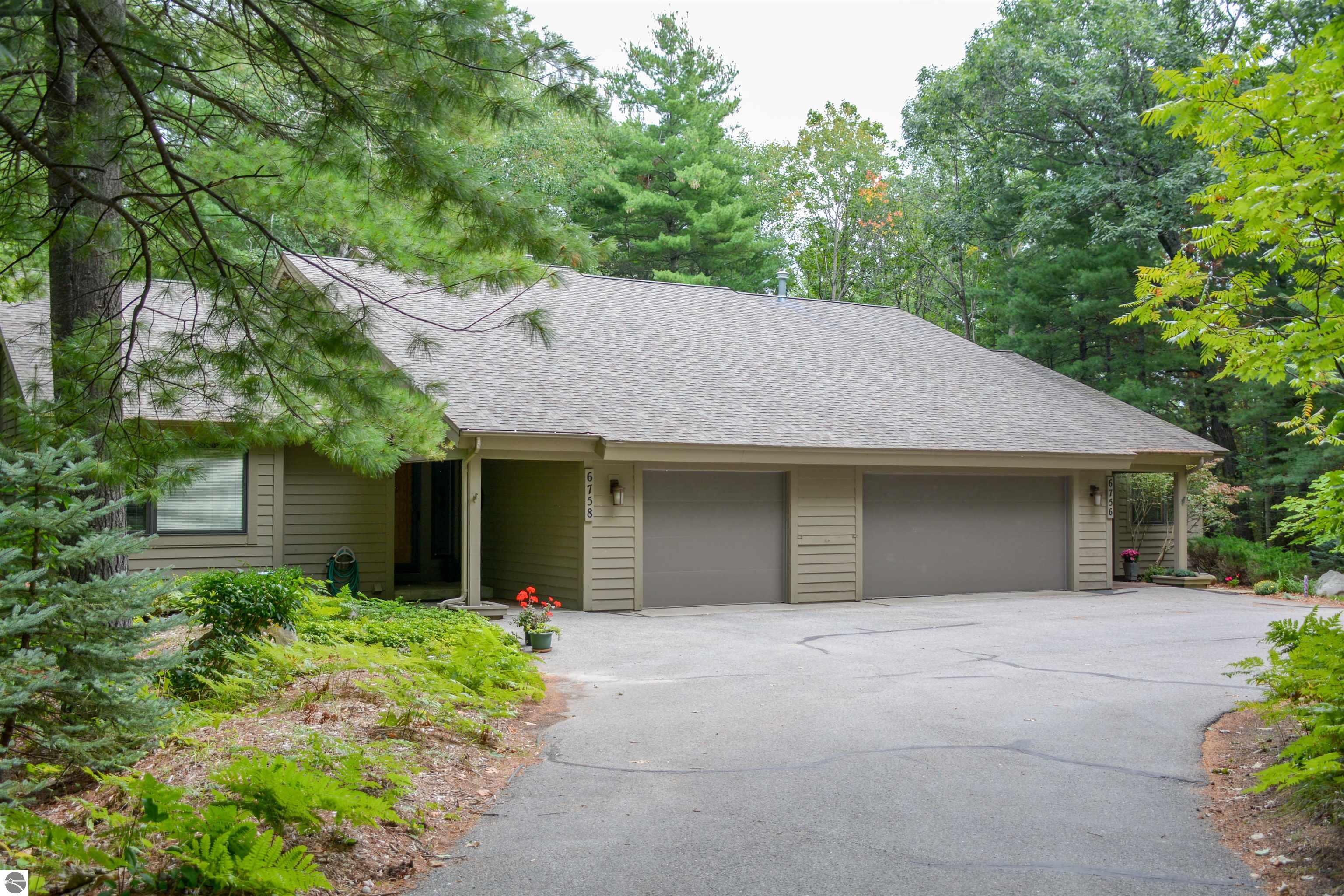Traverse City, Michigan, 49686, United States, 3 Bedrooms Bedrooms, ,3 BathroomsBathrooms,Residential,For Sale,1942277