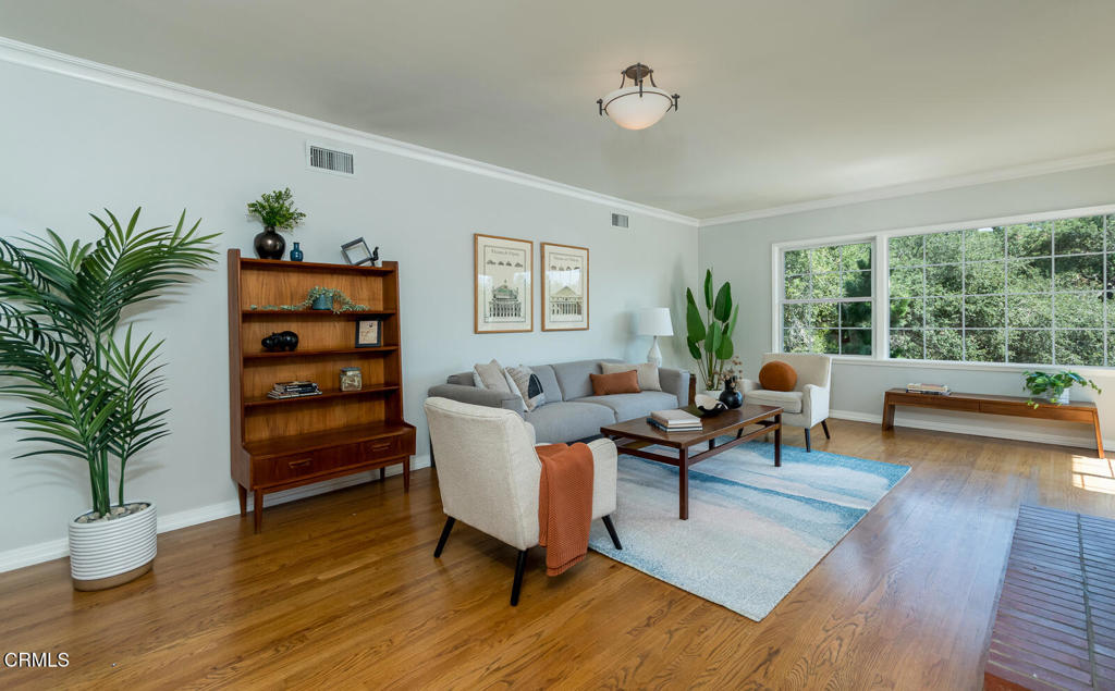 La Canada Flintridge, California, 91011, United States, 3 Bedrooms Bedrooms, ,1 BathroomBathrooms,Residential,For Sale,1901874
