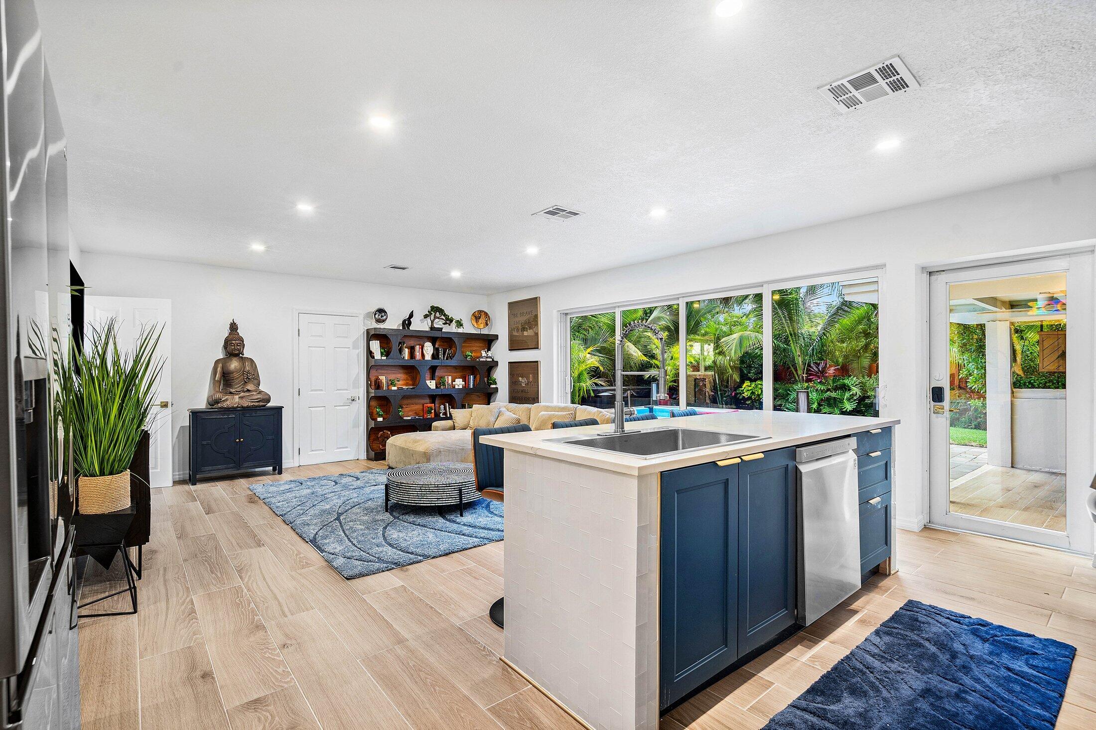 Fort Lauderdale, Florida, 33306, United States, 3 Bedrooms Bedrooms, ,2 BathroomsBathrooms,Residential,For Sale,1938859