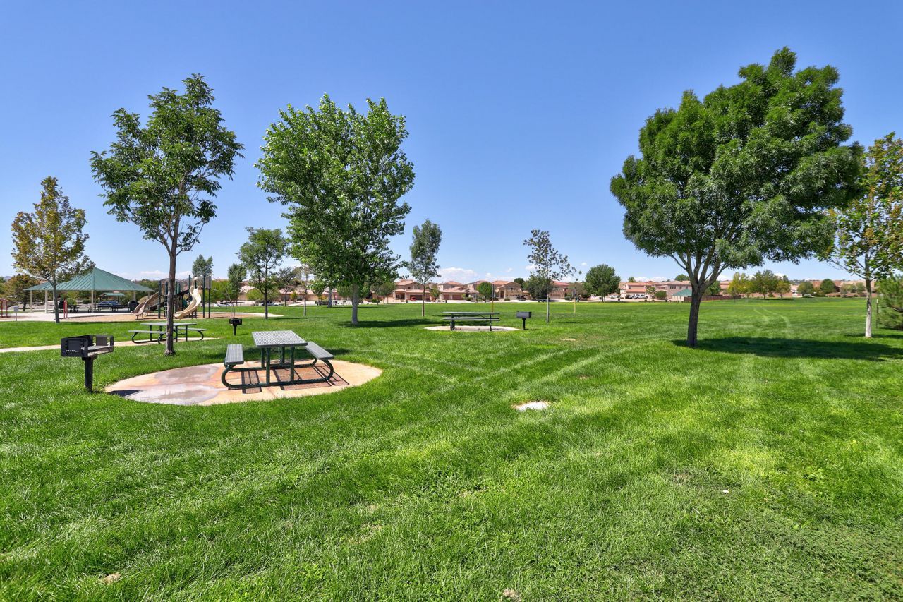 Rio Rancho, New Mexico, 87124, United States, 4 Bedrooms Bedrooms, ,3 BathroomsBathrooms,Residential,For Sale,1956048