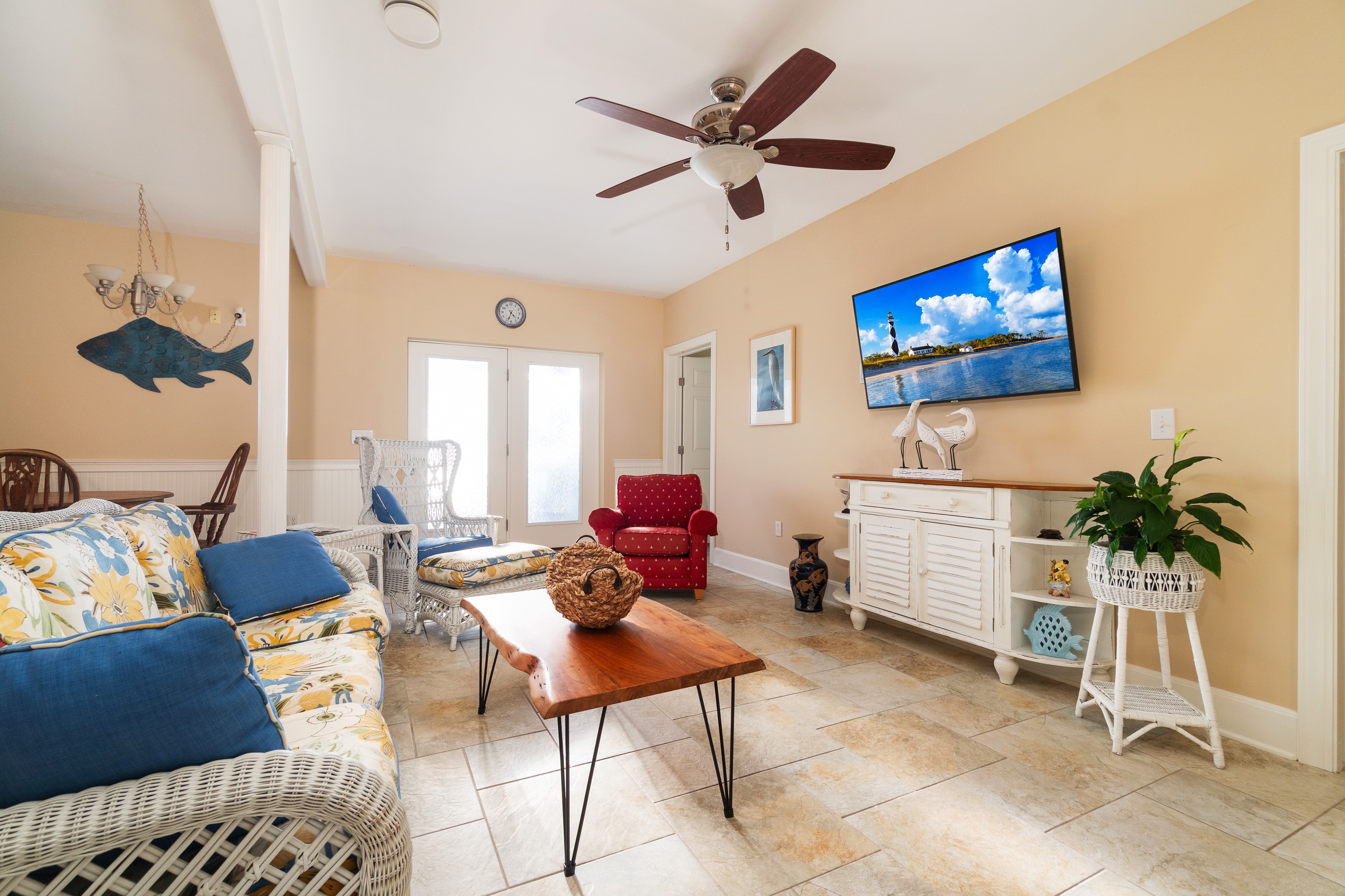 Oriental, North Carolina, 28571, United States, 3 Bedrooms Bedrooms, ,3 BathroomsBathrooms,Residential,For Sale,1985657