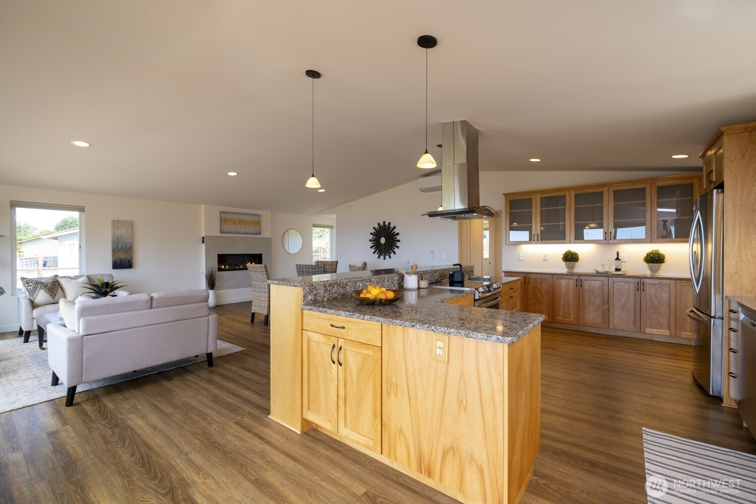 Port Townsend, Washington, 98368, United States, 2 Bedrooms Bedrooms, ,2 BathroomsBathrooms,Residential,For Sale,1925233