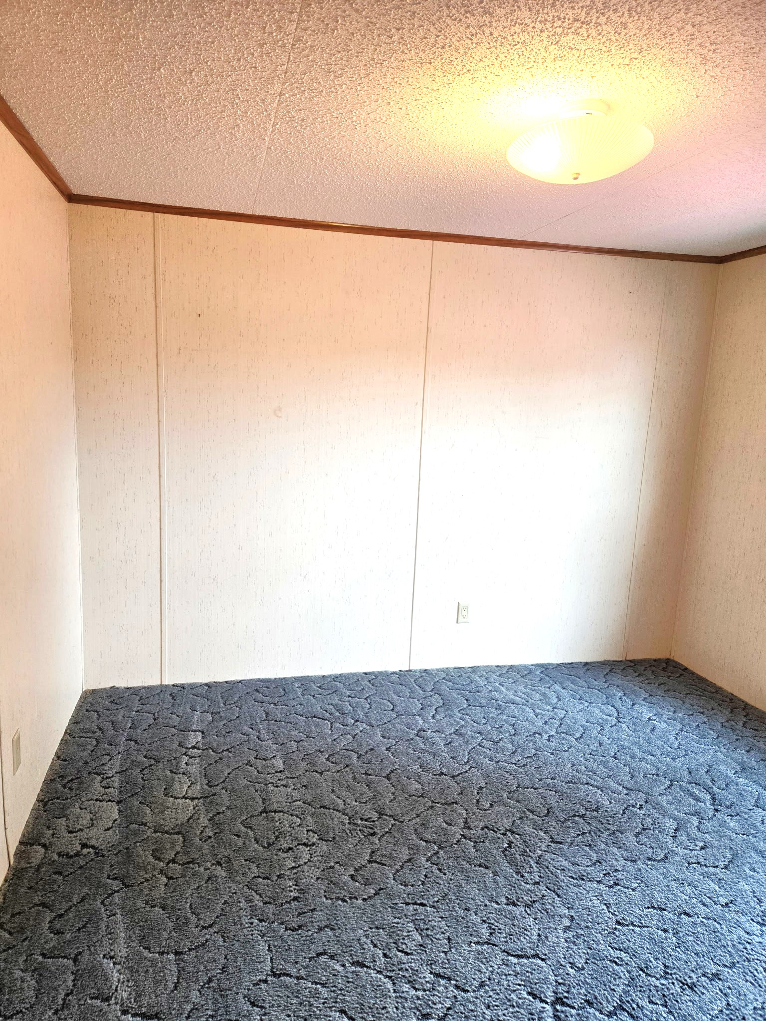 Osawatomie, Kansas, 66064, United States, 3 Bedrooms Bedrooms, ,2 BathroomsBathrooms,Residential,For Sale,1920353