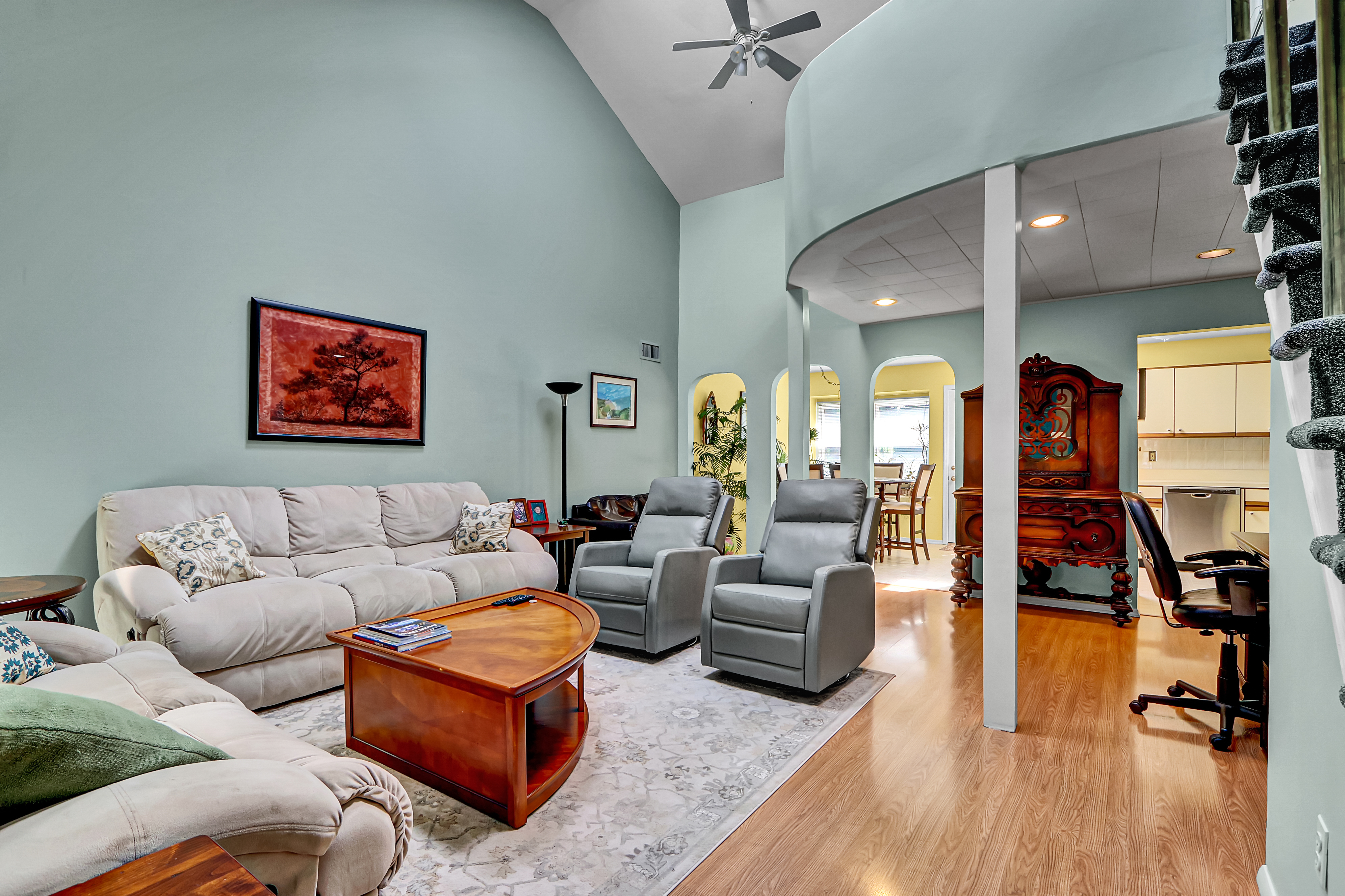 North Babylon, New York, 11703, United States, 2 Bedrooms Bedrooms, ,2 BathroomsBathrooms,Residential,For Sale,1943160