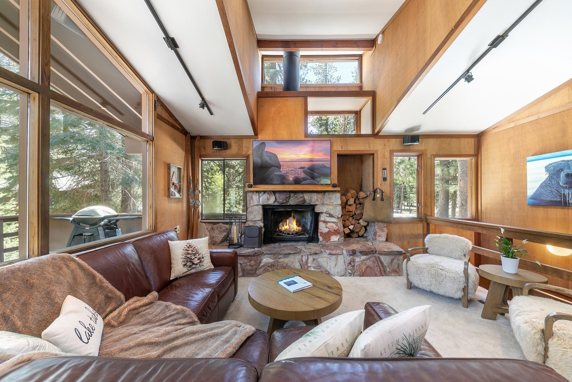  The Tahoe Cabin You’ve Been Waiting For - 物件實景