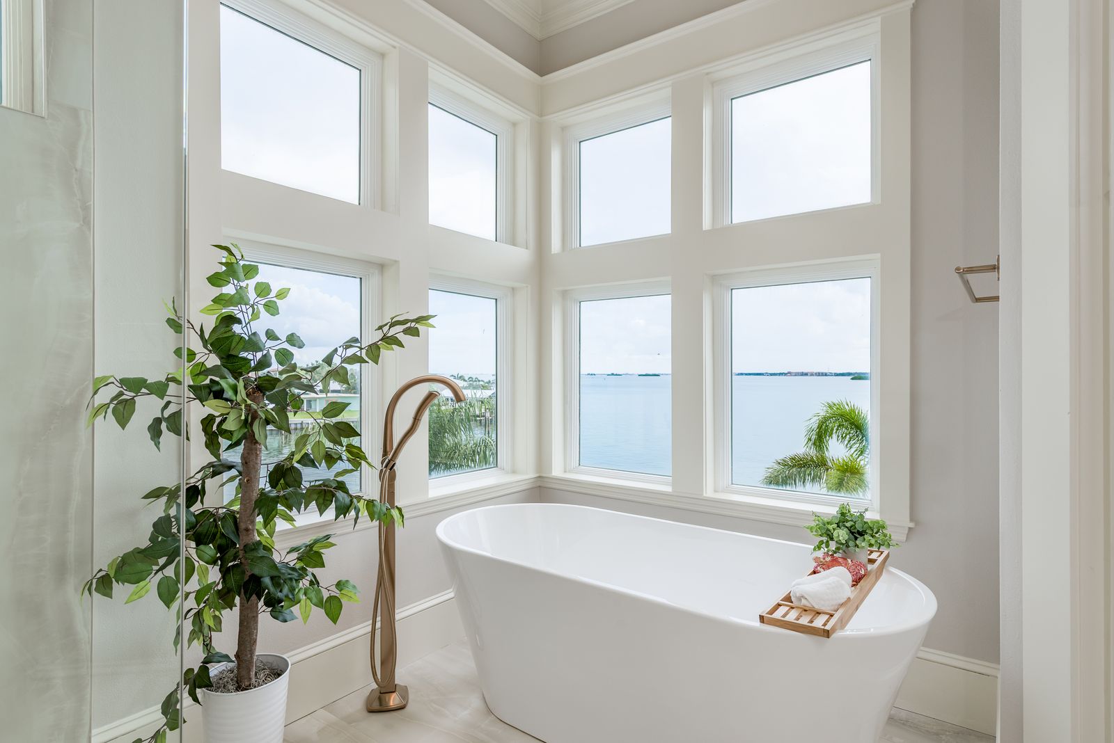 Clearwater, Florida, 33767, United States, 5 Bedrooms Bedrooms, ,5 BathroomsBathrooms,Residential,For Sale,1984474