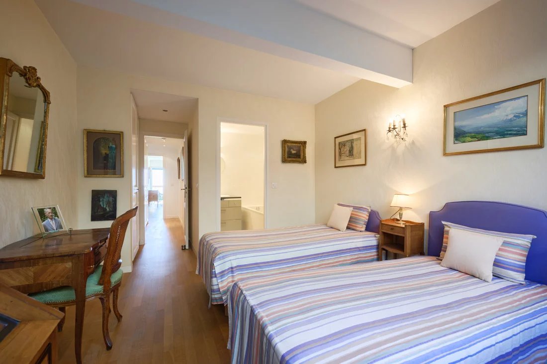 Le Cannet, Provence-Alpes-Côte d’Azur, 06110, FR, 3 Bedrooms Bedrooms, ,1 BathroomBathrooms,Residential,For Sale,1882929