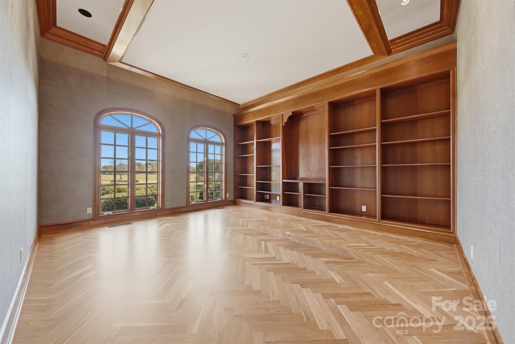 Conover, North Carolina, 28613, United States, 6 Bedrooms Bedrooms, ,7 BathroomsBathrooms,Residential,For Sale,1991981