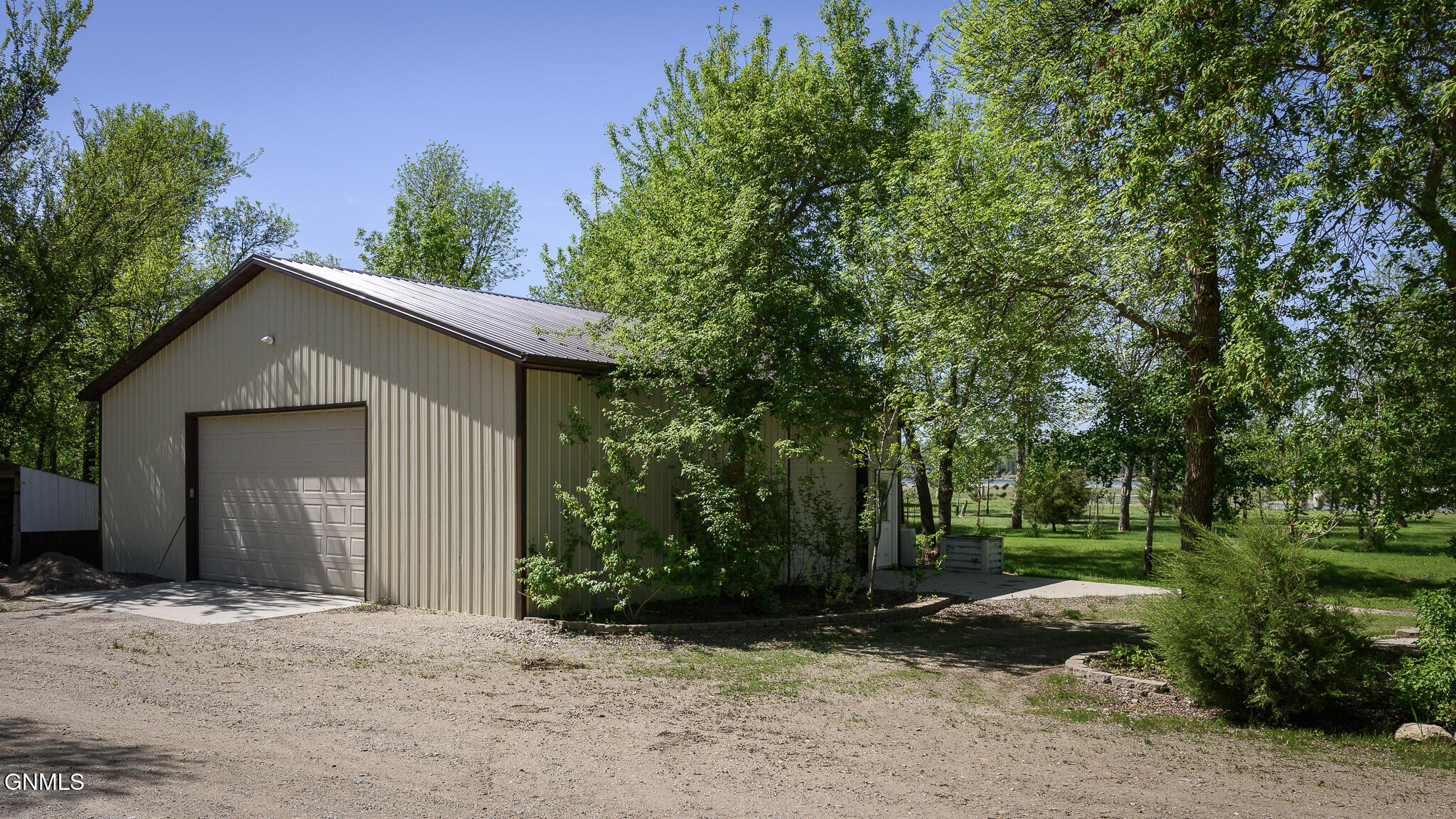 Washburn, North Dakota, 58577, United States, 3 Bedrooms Bedrooms, ,2 BathroomsBathrooms,Residential,For Sale,2043645
