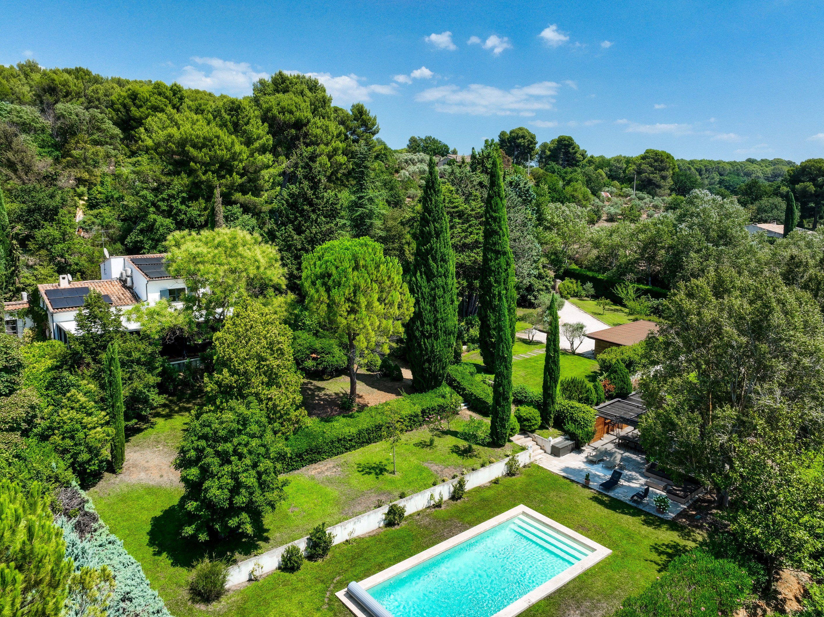  Elegant Family Estate in a Prestigious Southern Aix-en-Provence Setting - 物件實景