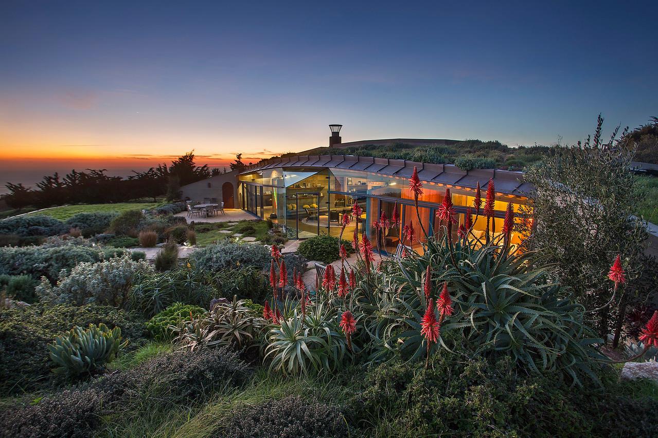 Big Sur, California, 93920, United States, 4 Bedrooms Bedrooms, ,4 BathroomsBathrooms,Residential,For Sale,1875894