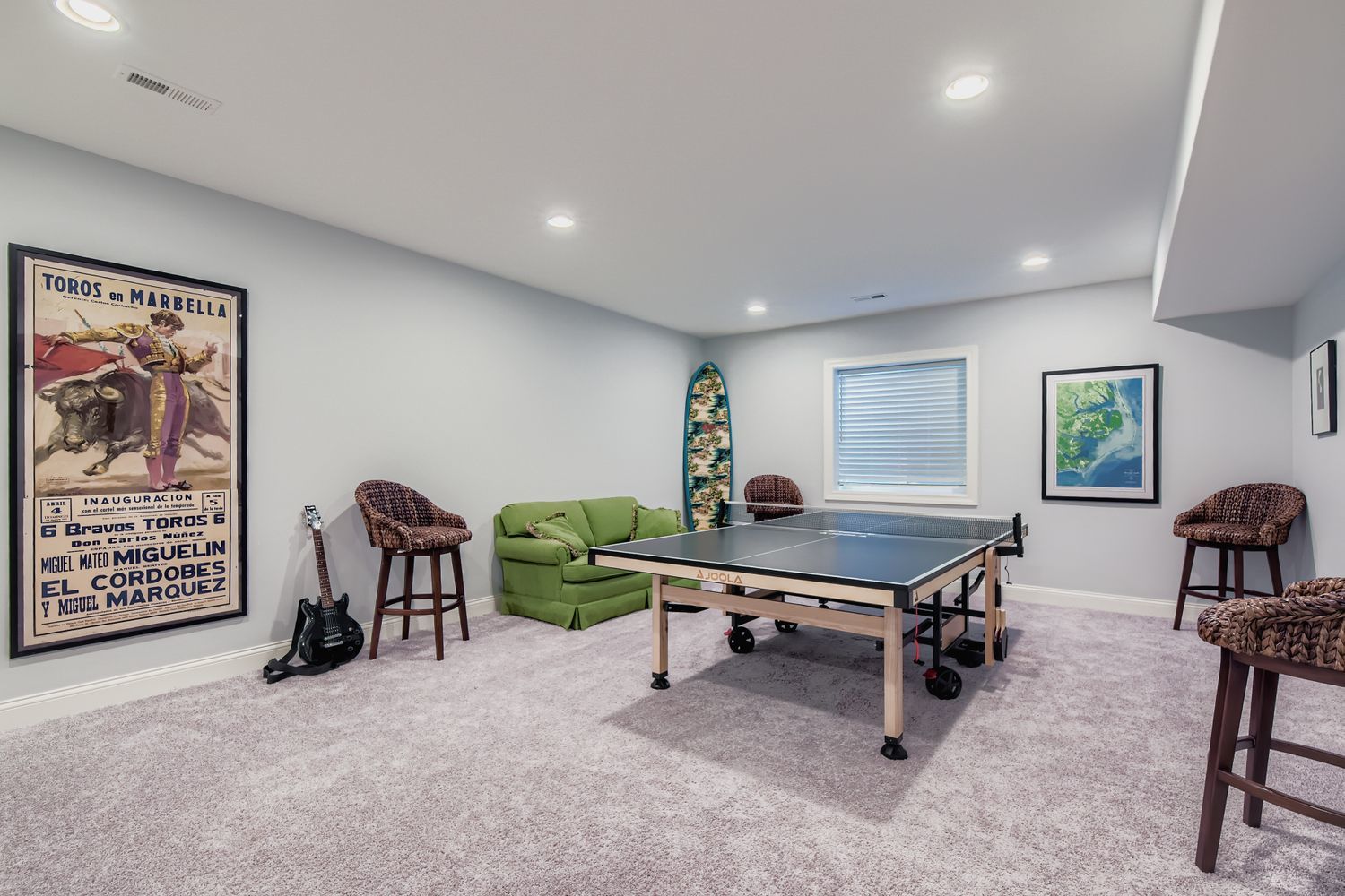 Elmhurst, Illinois, 60126, United States, 4 Bedrooms Bedrooms, ,5 BathroomsBathrooms,Residential,For Sale,1984205