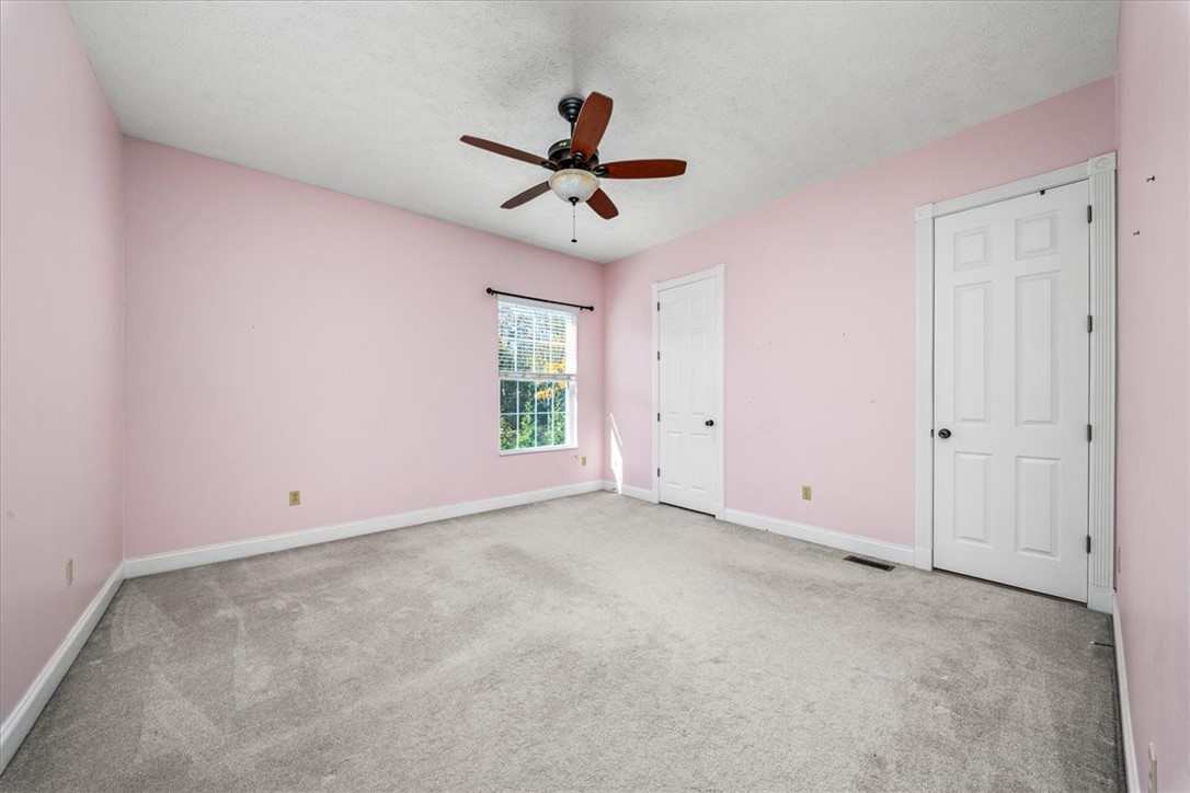 Pine Twp, Pennsylvania, 16046, United States, 5 Bedrooms Bedrooms, ,6 BathroomsBathrooms,Residential,For Sale,1989507