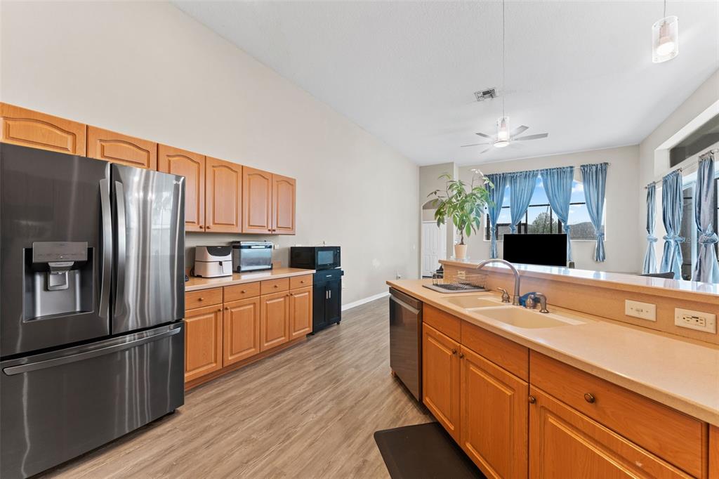 Spring Hill, Florida, 34609, United States, 4 Bedrooms Bedrooms, ,3 BathroomsBathrooms,Residential,For Sale,1910764