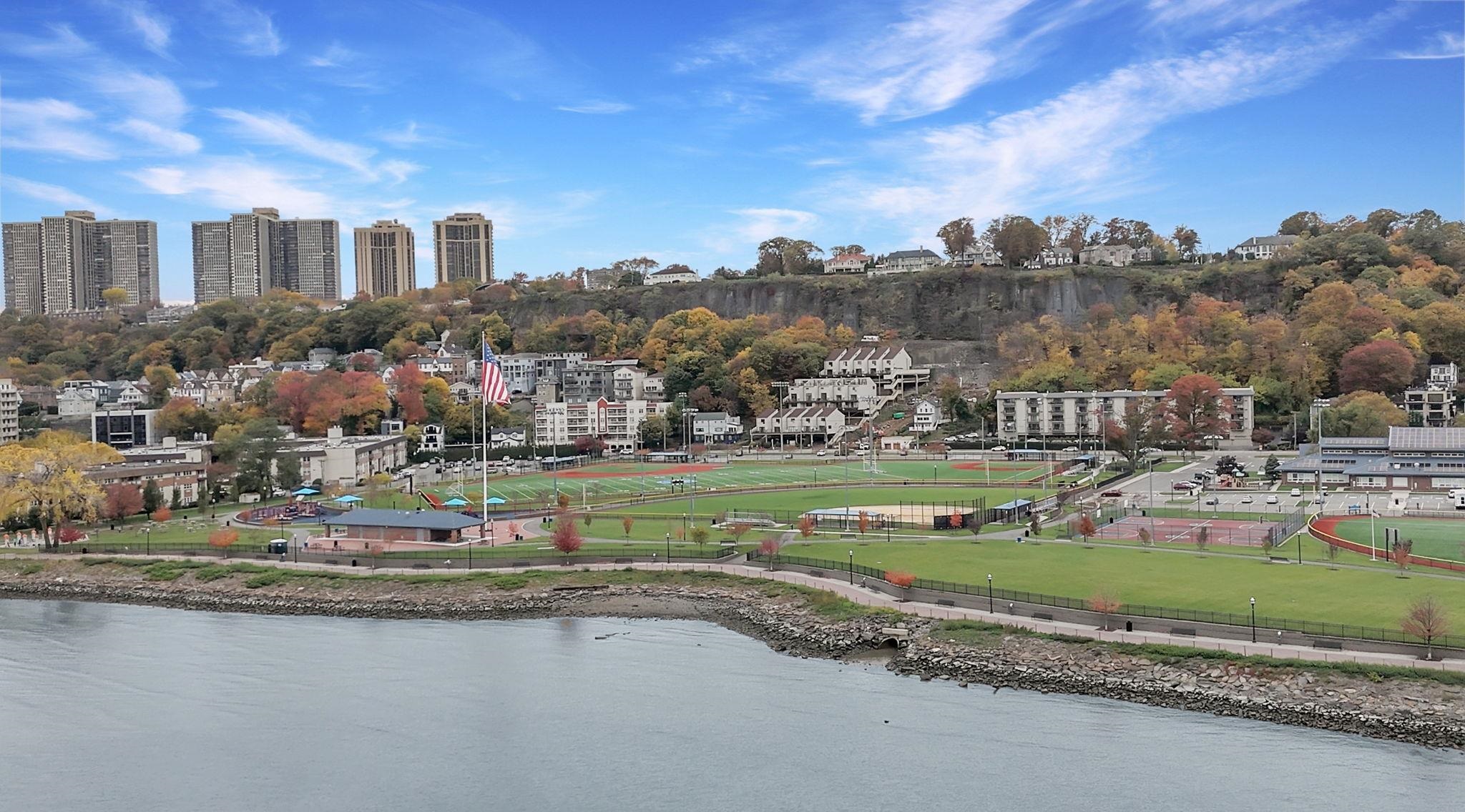 Edgewater, New Jersey, 07020, United States, ,Land,For Sale,1987883