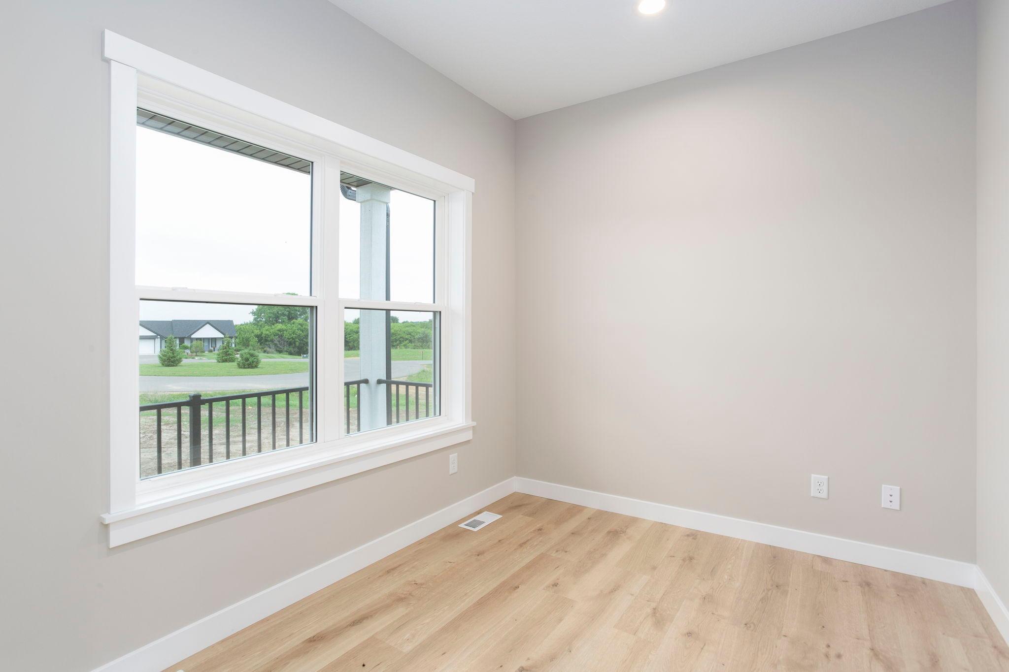 Roberts, Wisconsin, 54023, United States, 4 Bedrooms Bedrooms, ,3 BathroomsBathrooms,Residential,For Sale,1877013
