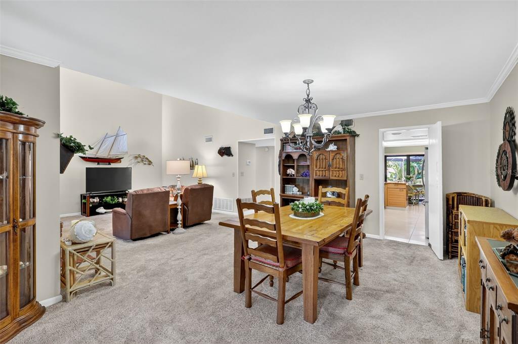 Largo, Florida, 33774, United States, 3 Bedrooms Bedrooms, ,3 BathroomsBathrooms,Residential,For Sale,1965170