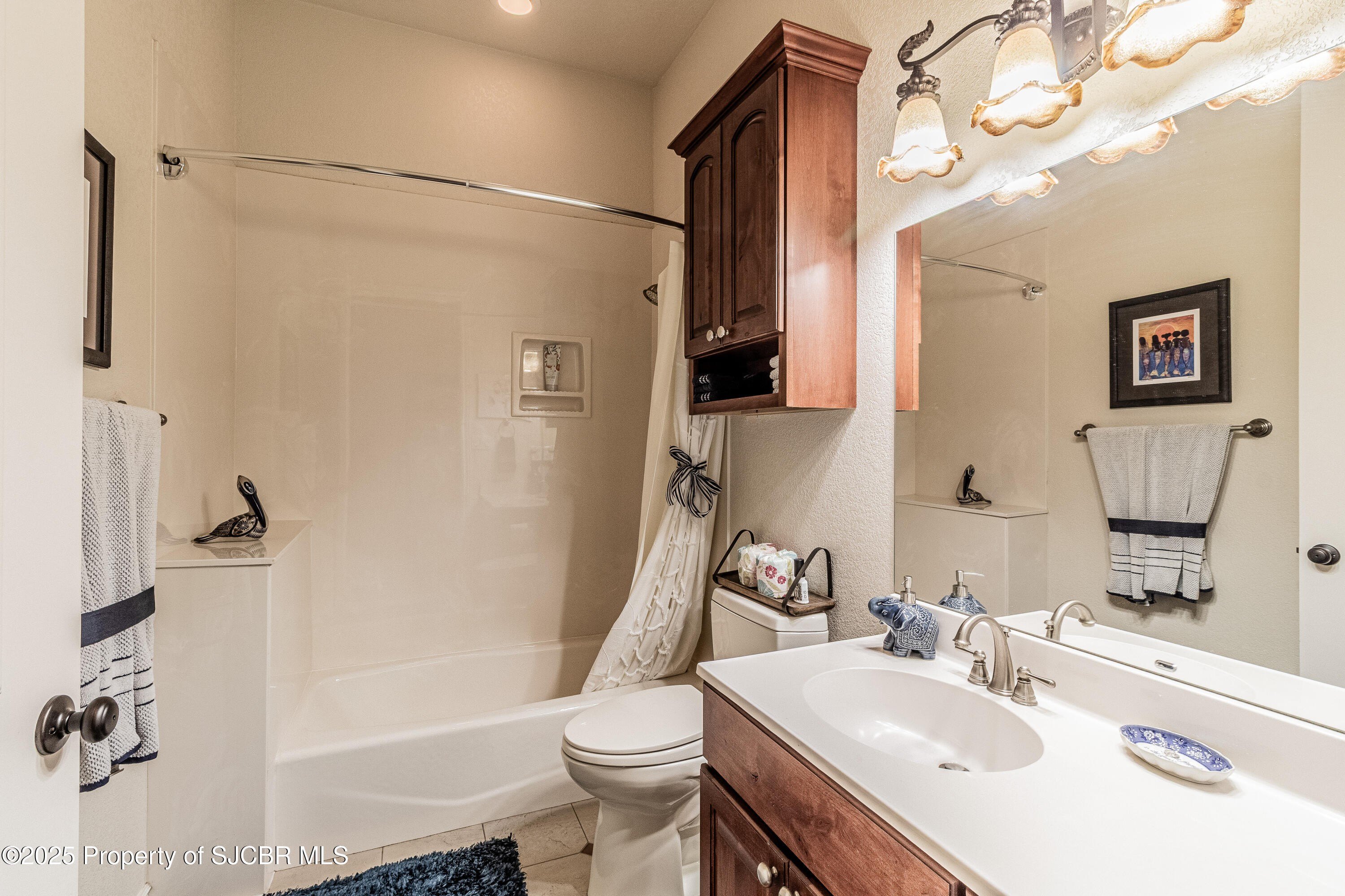 Aztec, New Mexico, 87410, United States, 4 Bedrooms Bedrooms, ,4 BathroomsBathrooms,Residential,For Sale,1857404