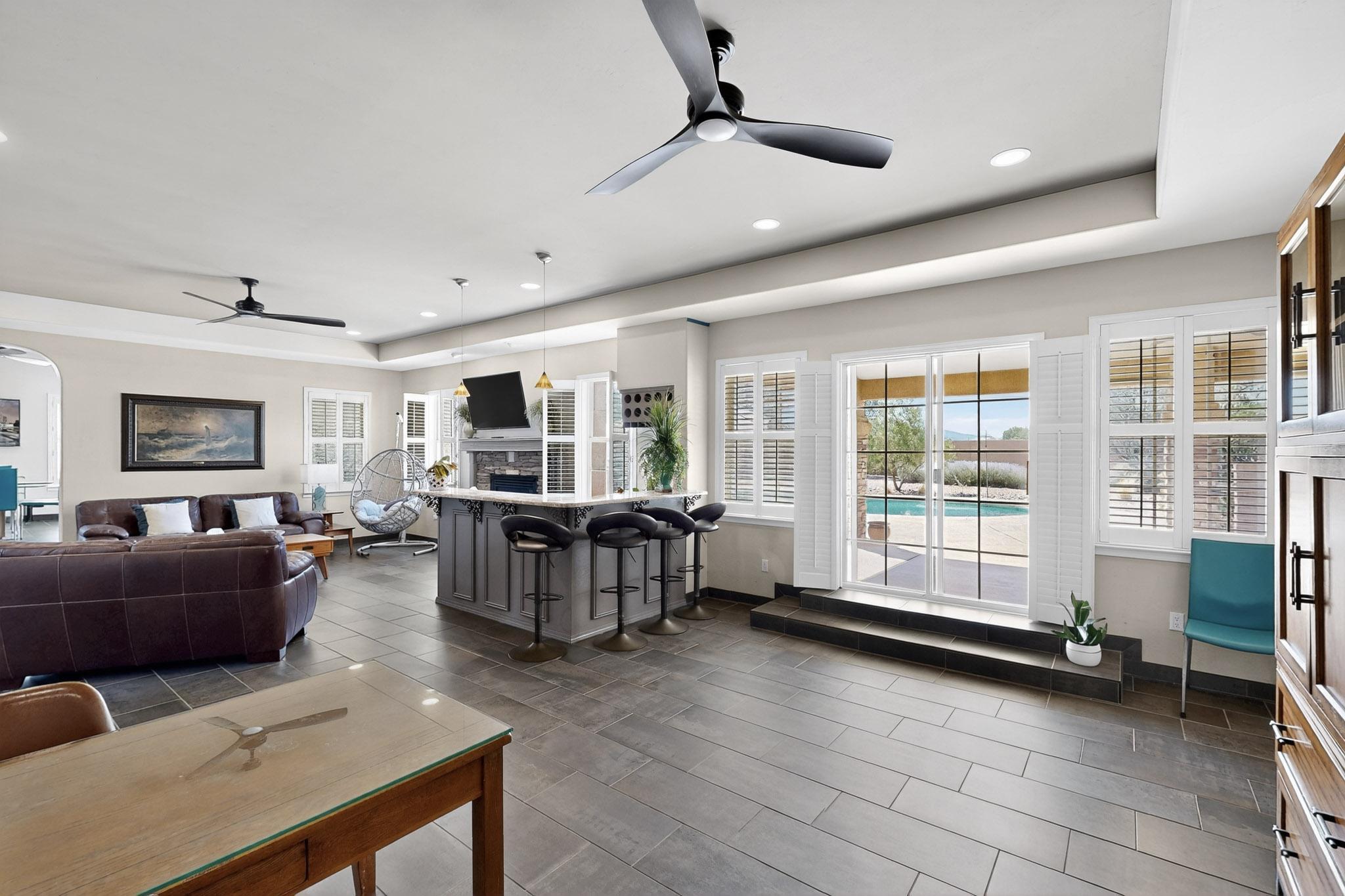 Albuquerque, New Mexico, 87122, United States, 4 Bedrooms Bedrooms, ,3 BathroomsBathrooms,Residential,For Sale,1914202