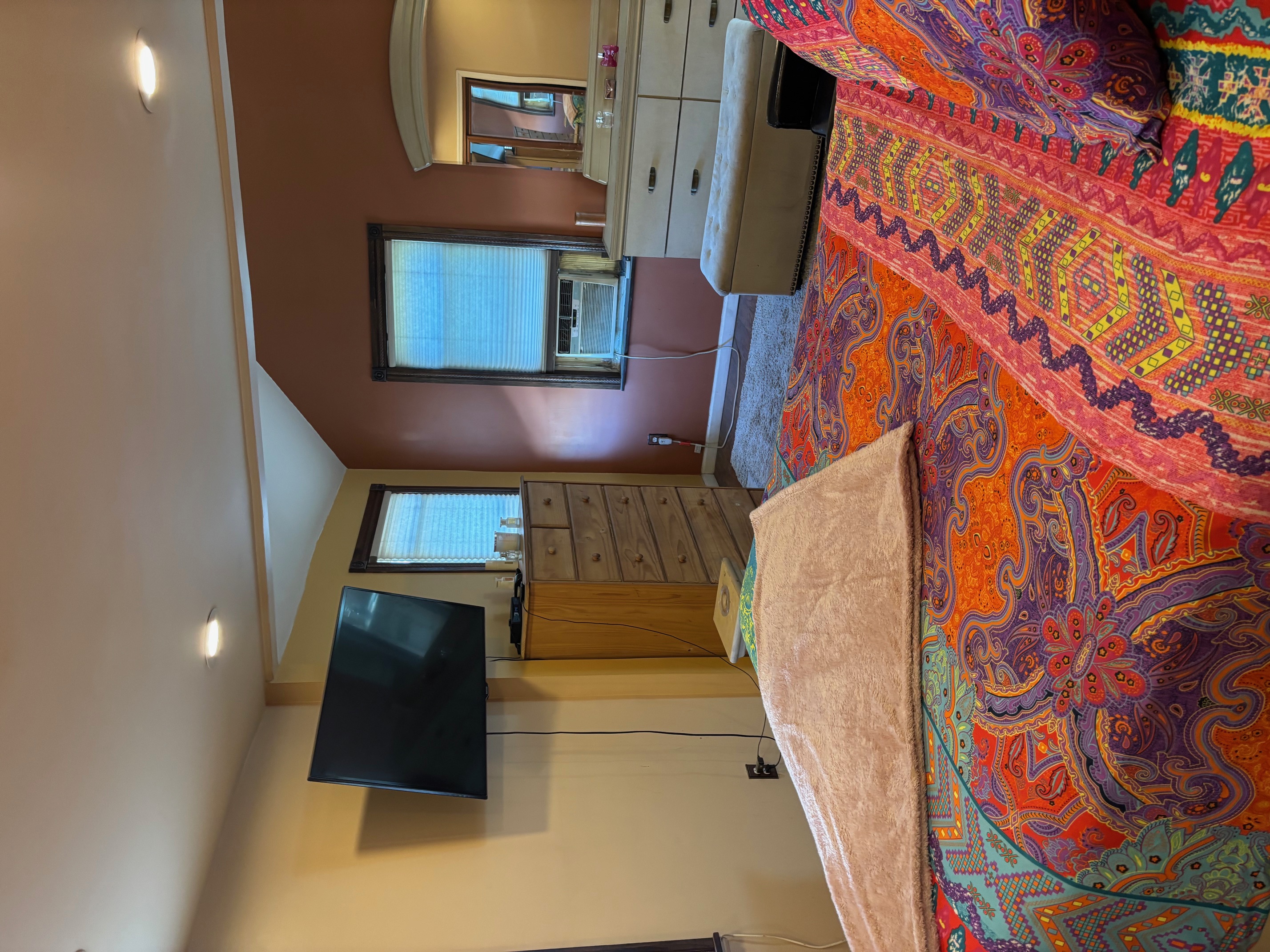 Jamaica, New York, 11434, United States, 3 Bedrooms Bedrooms, ,2 BathroomsBathrooms,Residential,For Sale,1942530
