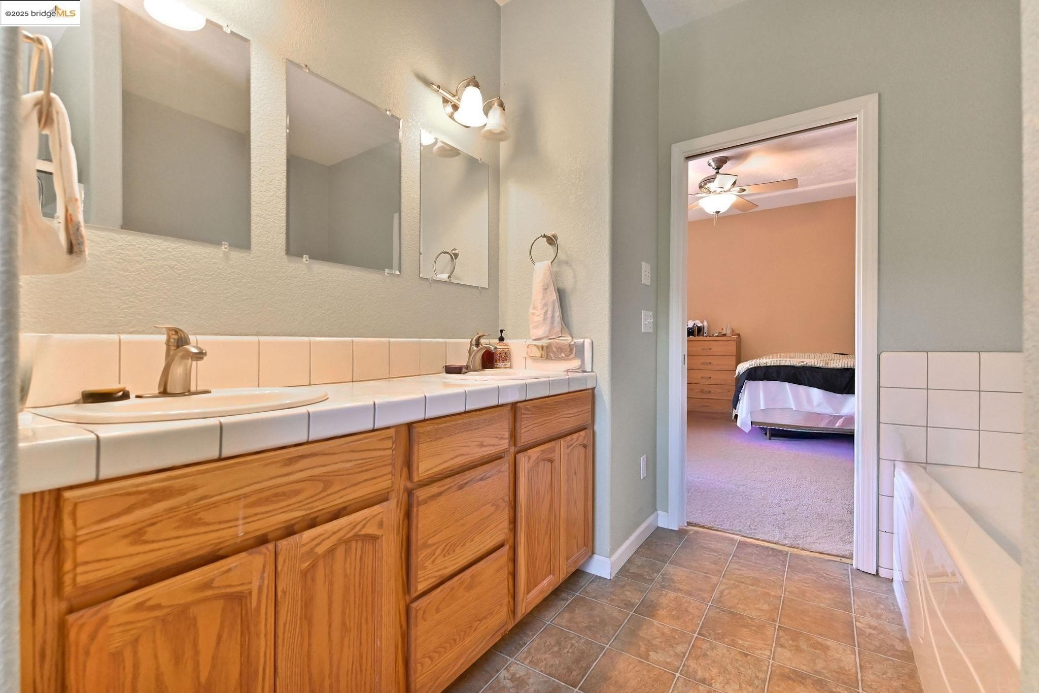 Tuolumne, California, 95379, United States, 5 Bedrooms Bedrooms, ,4 BathroomsBathrooms,Residential,For Sale,1983236