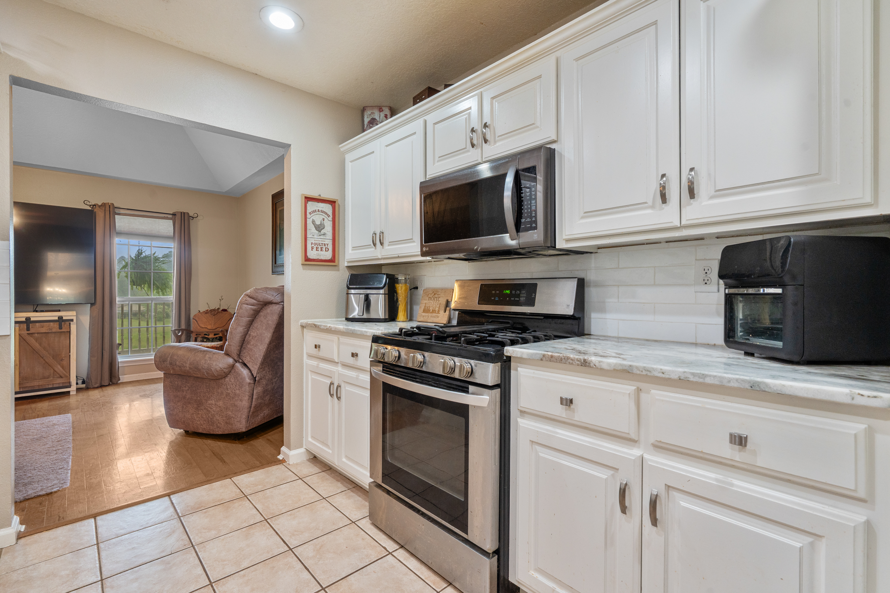 Glenwood, Arkansas, 71943, United States, 4 Bedrooms Bedrooms, ,4 BathroomsBathrooms,Residential,For Sale,1819538
