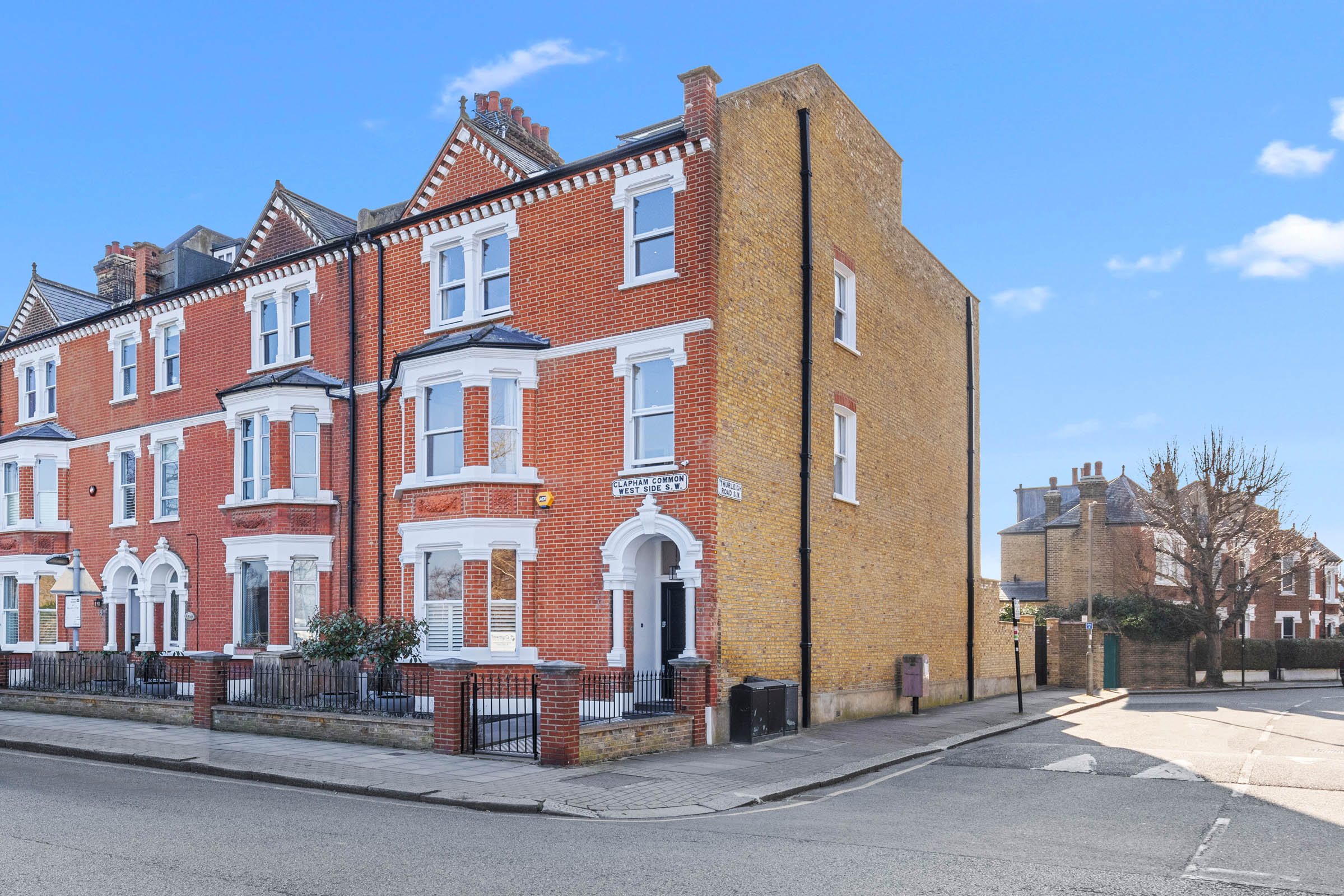 Immaculately refurbished family home opposite Clapham Common 
