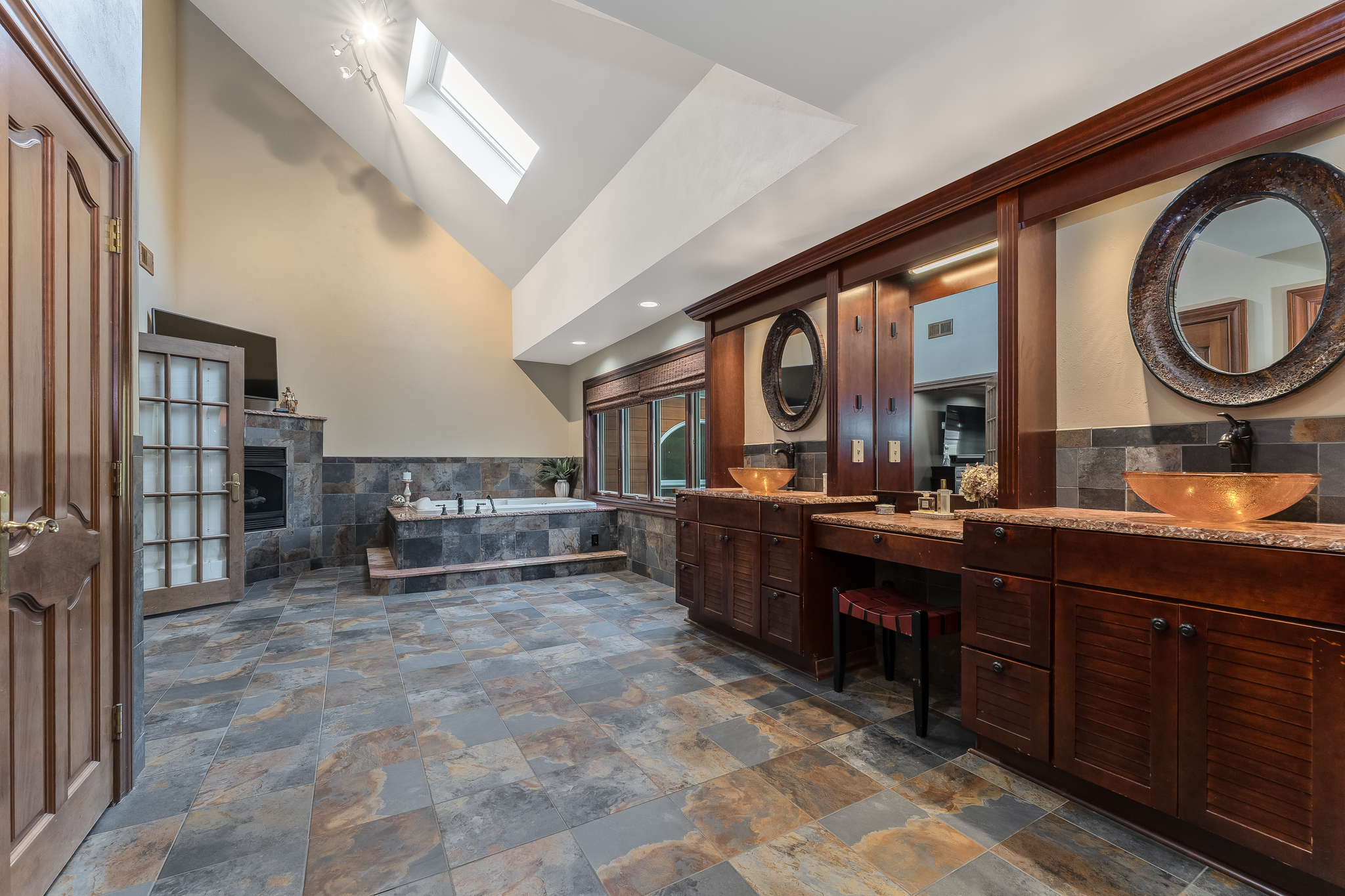  25 Wilshire Drive, Sparta, NJ 07871 - 物件實景