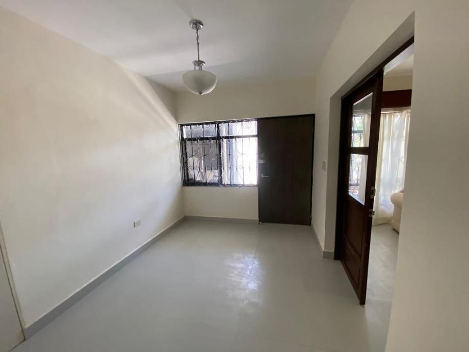 AV JUAN TERRAZAS, Torreón, Coahuila de Zaragoza, 27148, Mexico, 4 Bedrooms Bedrooms, ,4 BathroomsBathrooms,Residential,For Sale,AV JUAN TERRAZAS,1417053