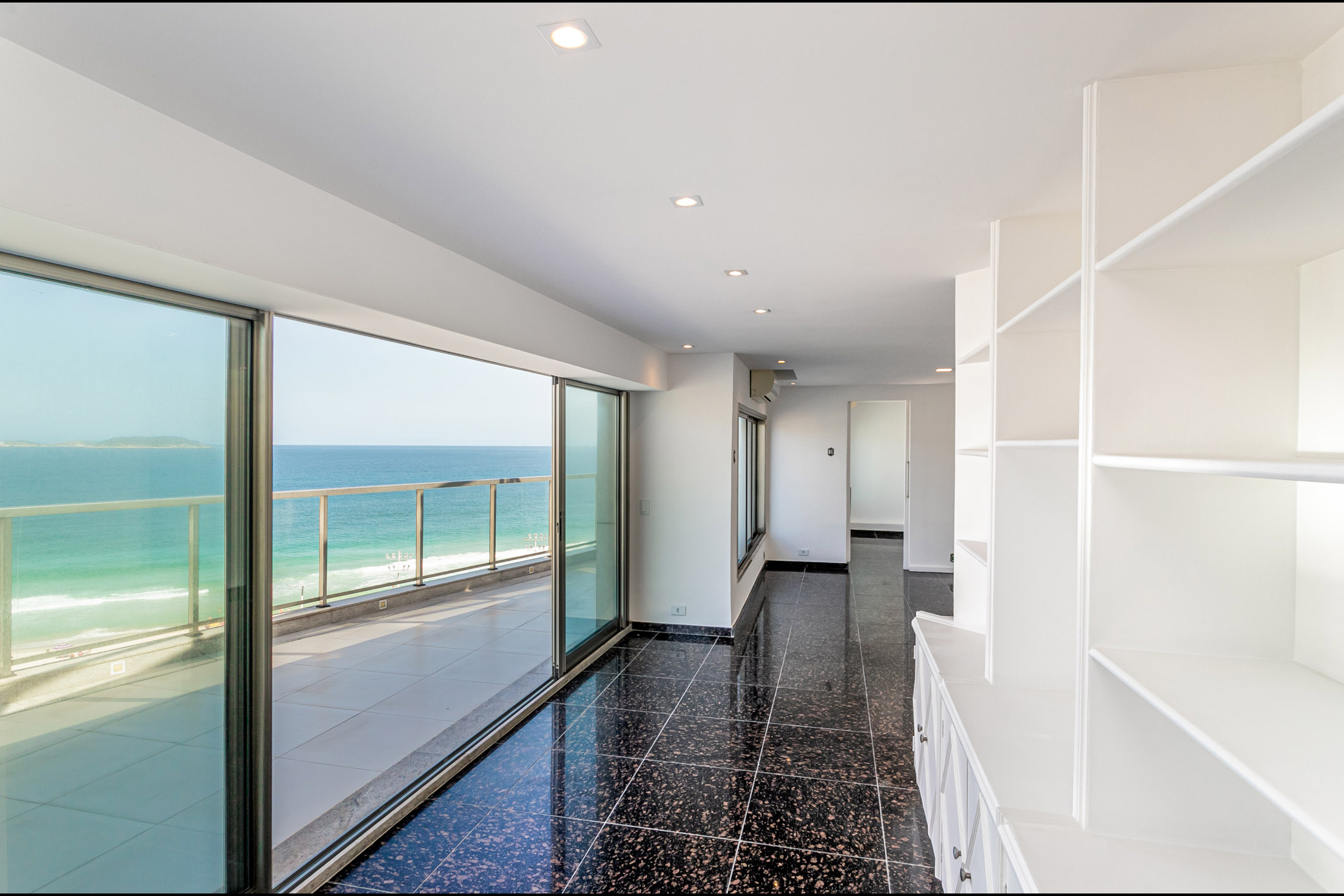  Duplex Penthouse with Panoramic Ocean View in Ipanema - 物件實景