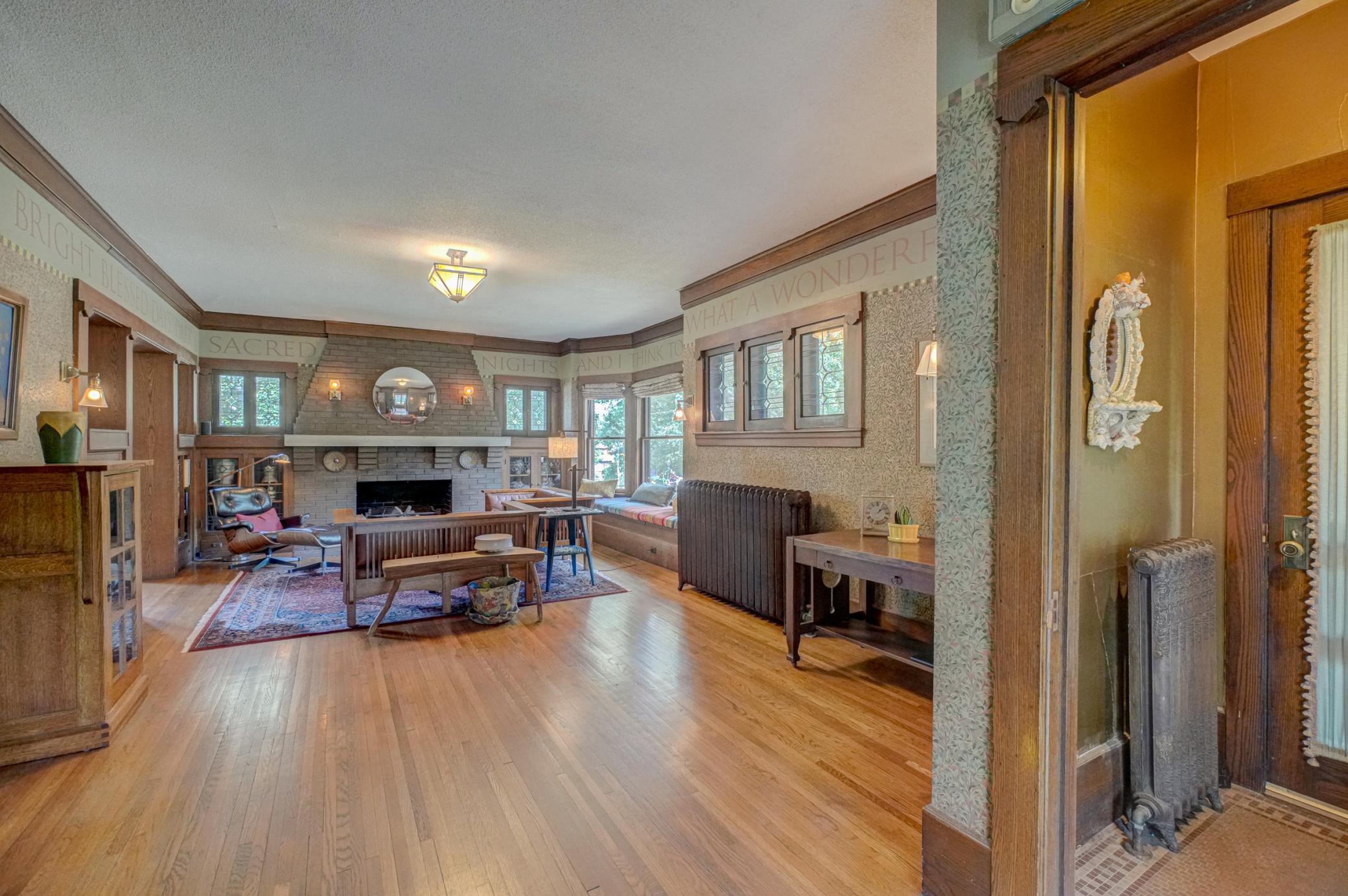 Stillwater, Minnesota, 55082, United States, 4 Bedrooms Bedrooms, ,2 BathroomsBathrooms,Residential,For Sale,1916942
