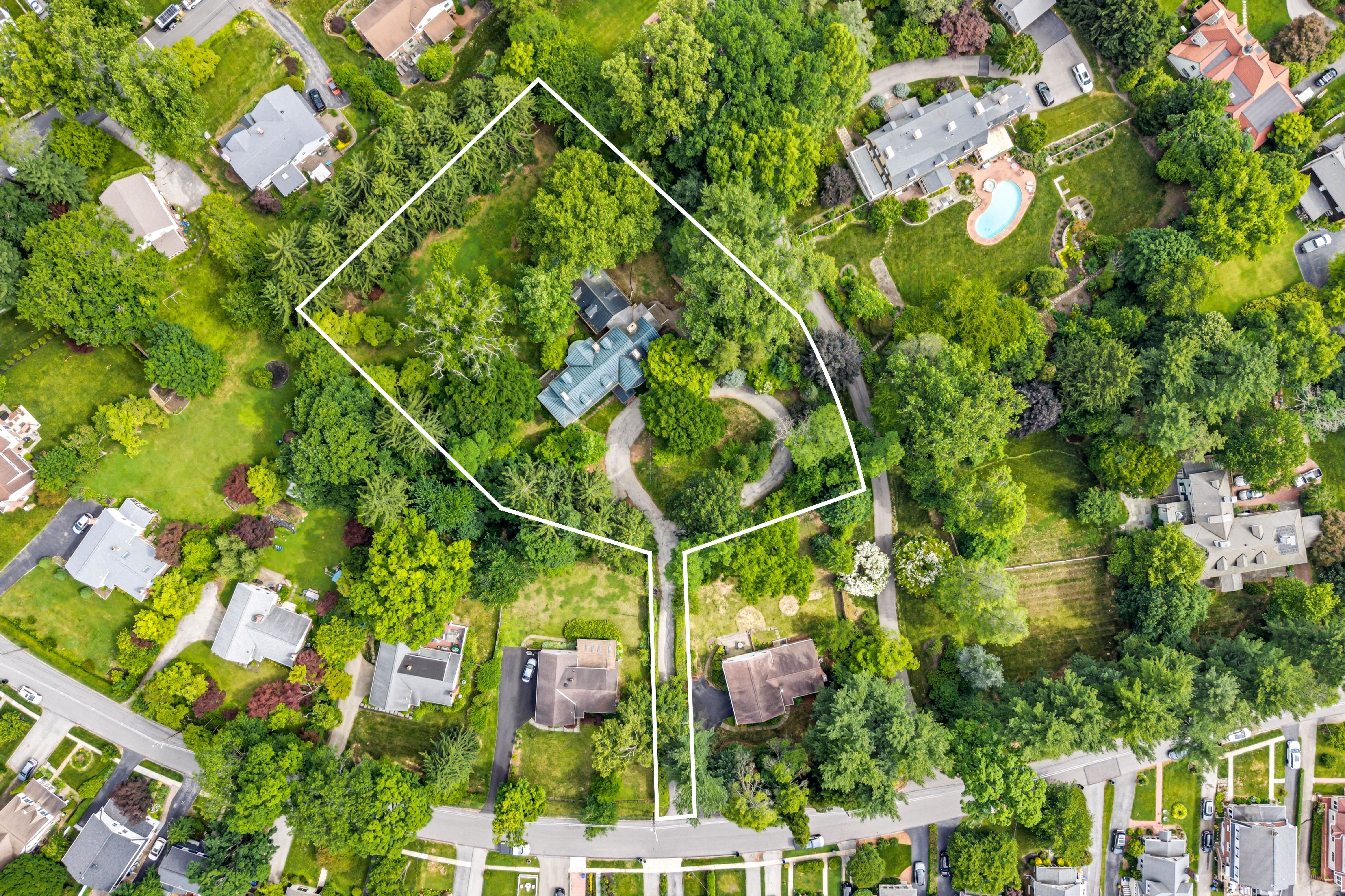  443 Saint Davids Avenue, Saint Davids, PA 19087 - 物件實景