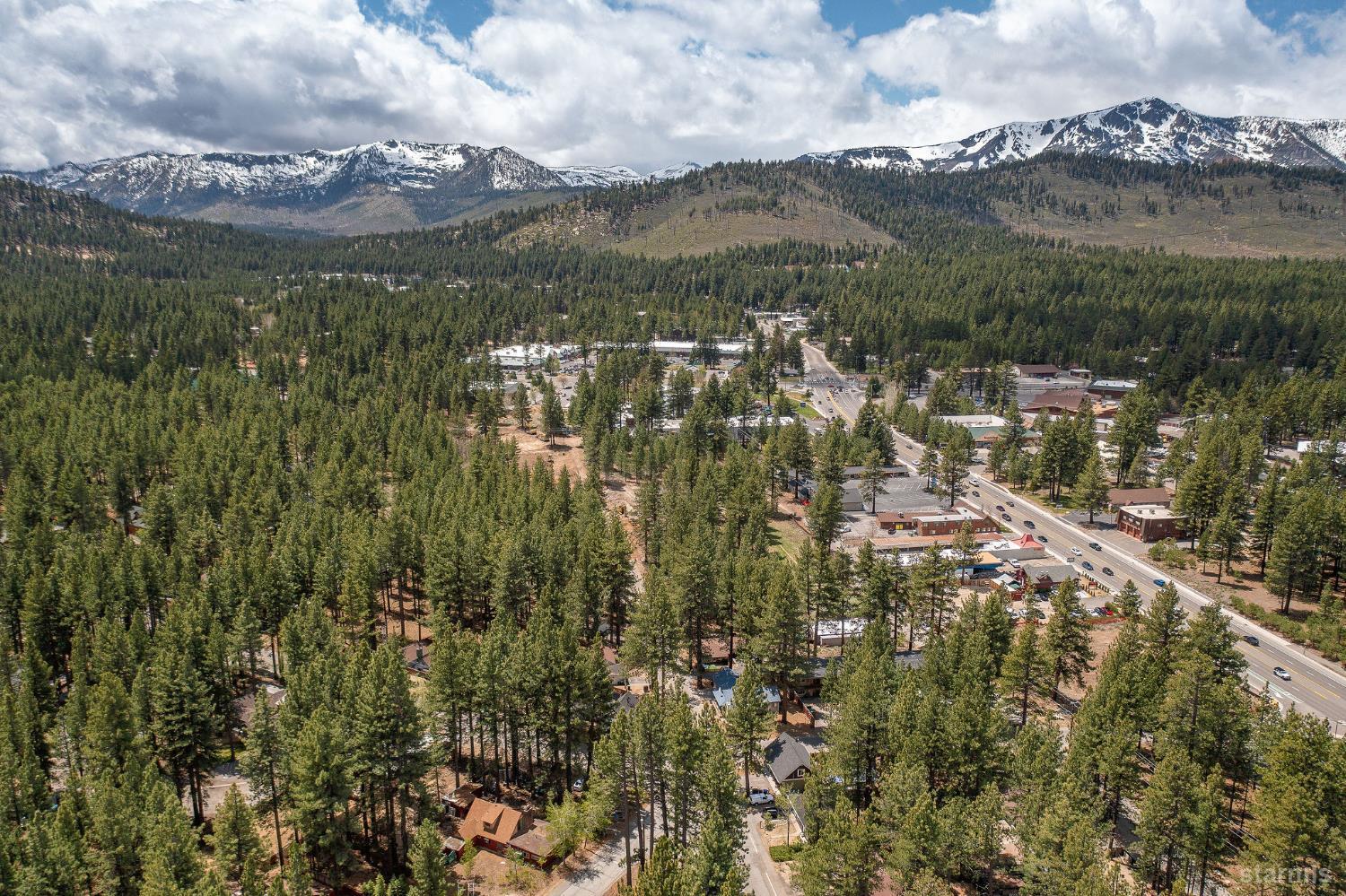 South Lake Tahoe, California, 96150, United States, 2 Bedrooms Bedrooms, ,1 BathroomBathrooms,Residential,For Sale,1971581