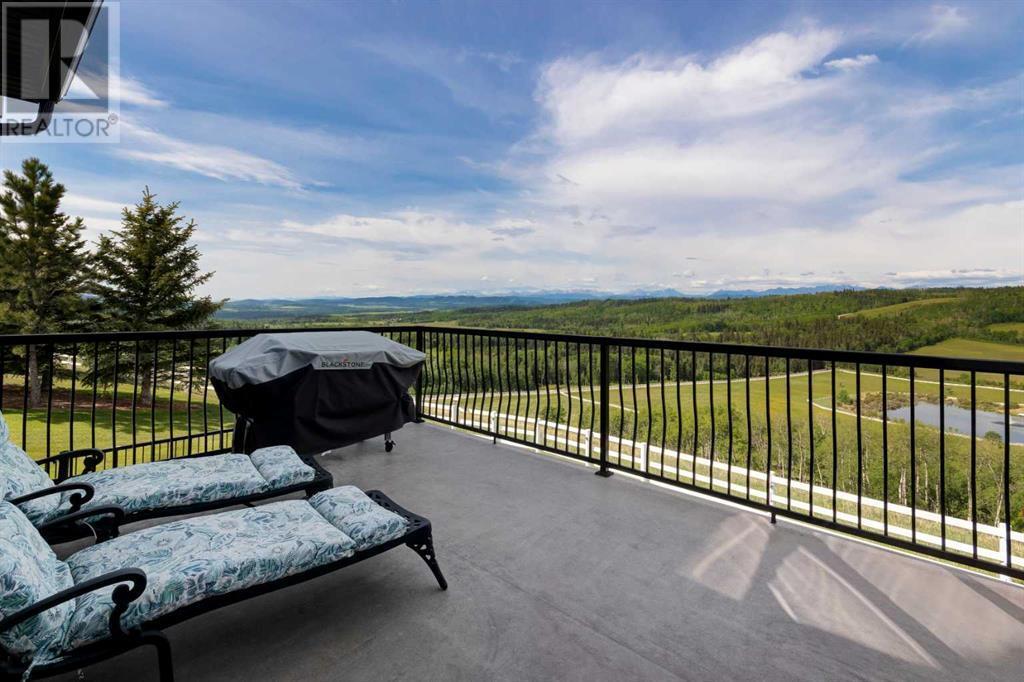 RURAL FOOTHILLS COUNTY, Alberta, T0K 1K0, CA, 6 Bedrooms Bedrooms, ,4 BathroomsBathrooms,Residential,For Sale,1947091