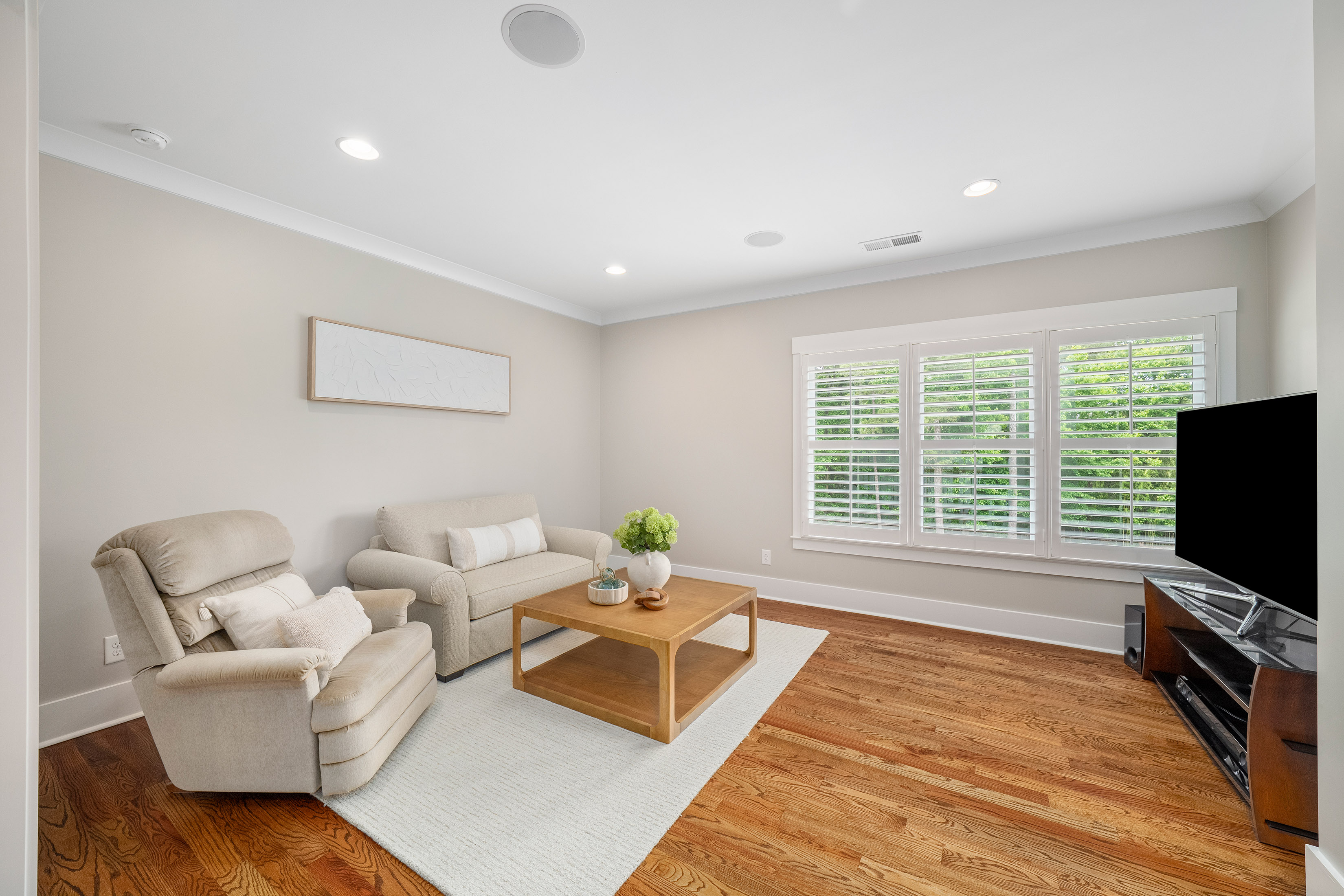  Stunning Modern Farmhouse with Luxury Finishes, Unbeatable Location, and No HOA - 物件實景