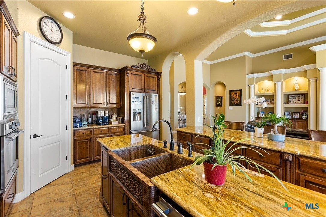6609 S Tx-35 Highway, Palacios, Texas, 77465, United States, 4 Bedrooms Bedrooms, ,5 BathroomsBathrooms,Residential,For Sale,6609 S Tx-35 Highway,1679897