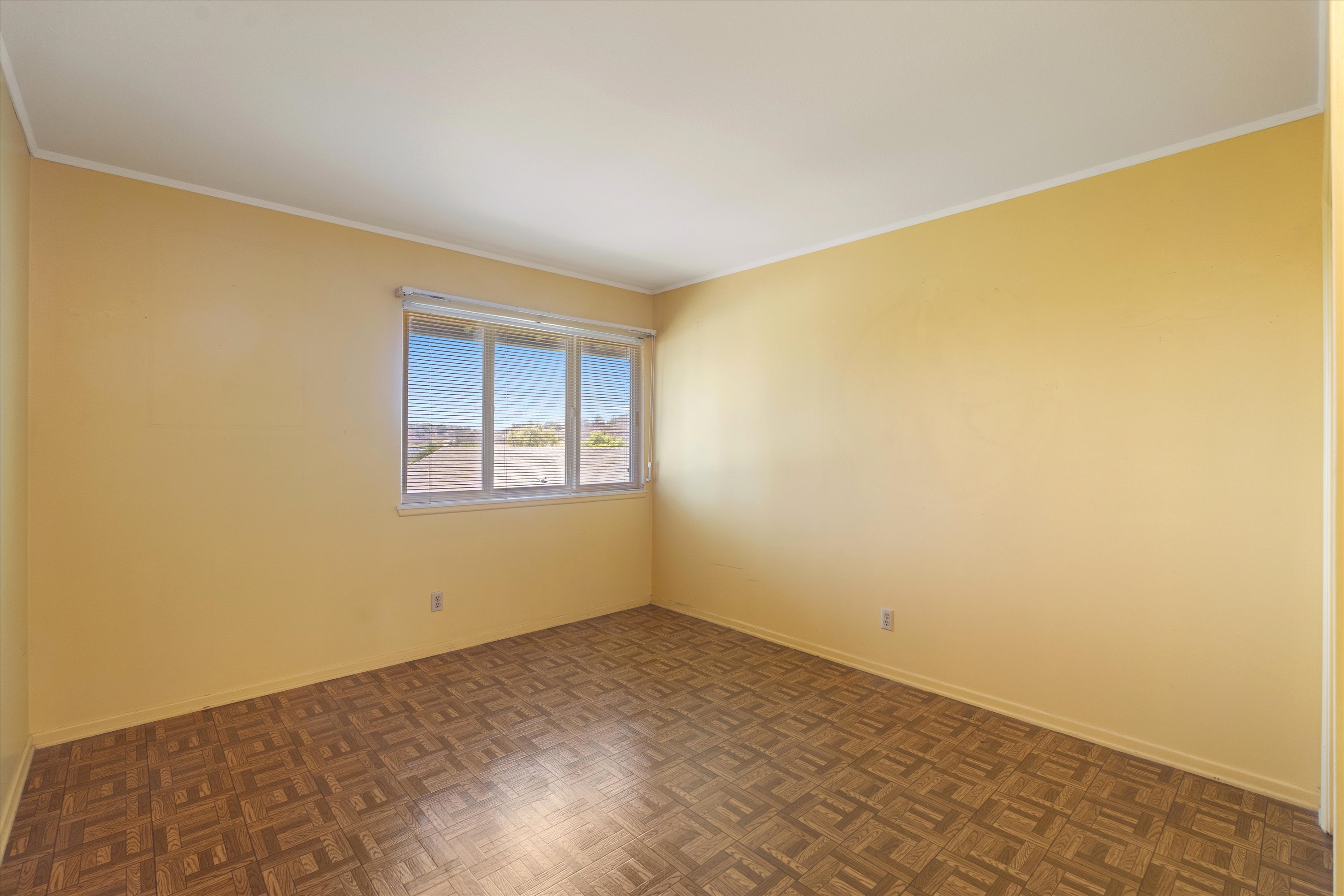 Thousand Oaks, California, 91360, United States, 5 Bedrooms Bedrooms, ,3 BathroomsBathrooms,Residential,For Sale,1895028