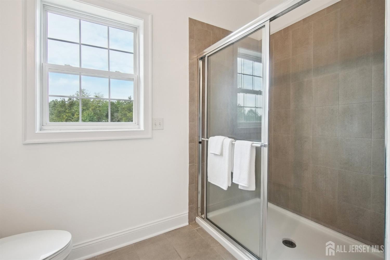 Franklin Twsp, New Jersey, 08873, United States, 2 Bedrooms Bedrooms, ,3 BathroomsBathrooms,Residential,For Sale,2003285