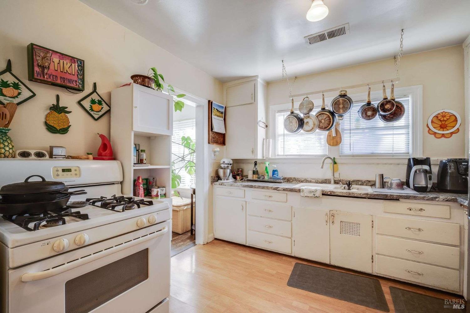 Santa Rosa, California, 95409, United States, 4 Bedrooms Bedrooms, ,2 BathroomsBathrooms,Residential,For Sale,1976725