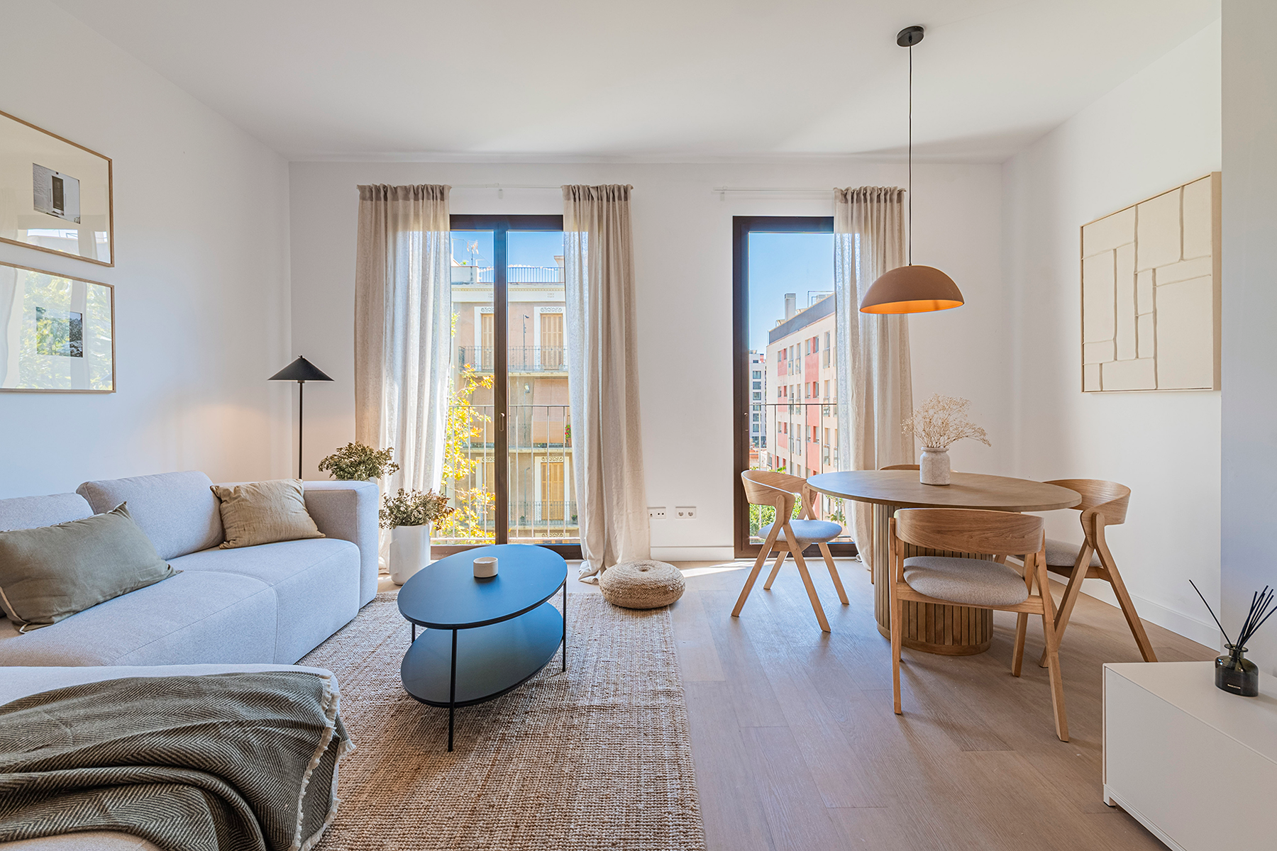  Newly constructed duplex penthouse near the beach - 物件實景