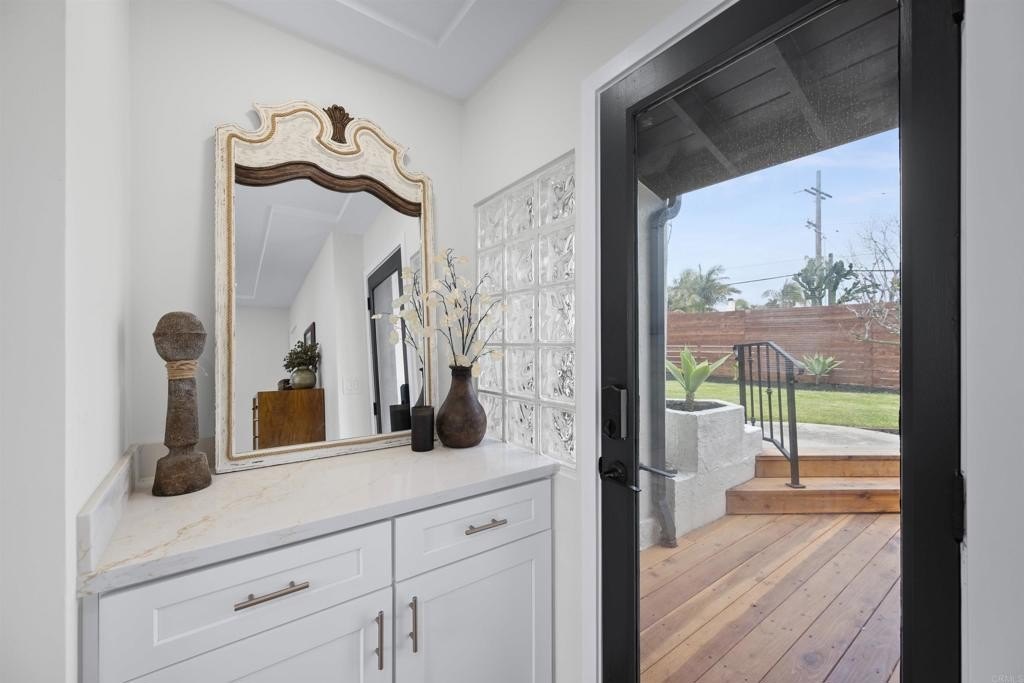 San Diego, California, 92107, United States, 3 Bedrooms Bedrooms, ,2 BathroomsBathrooms,Residential,For Sale,1908264